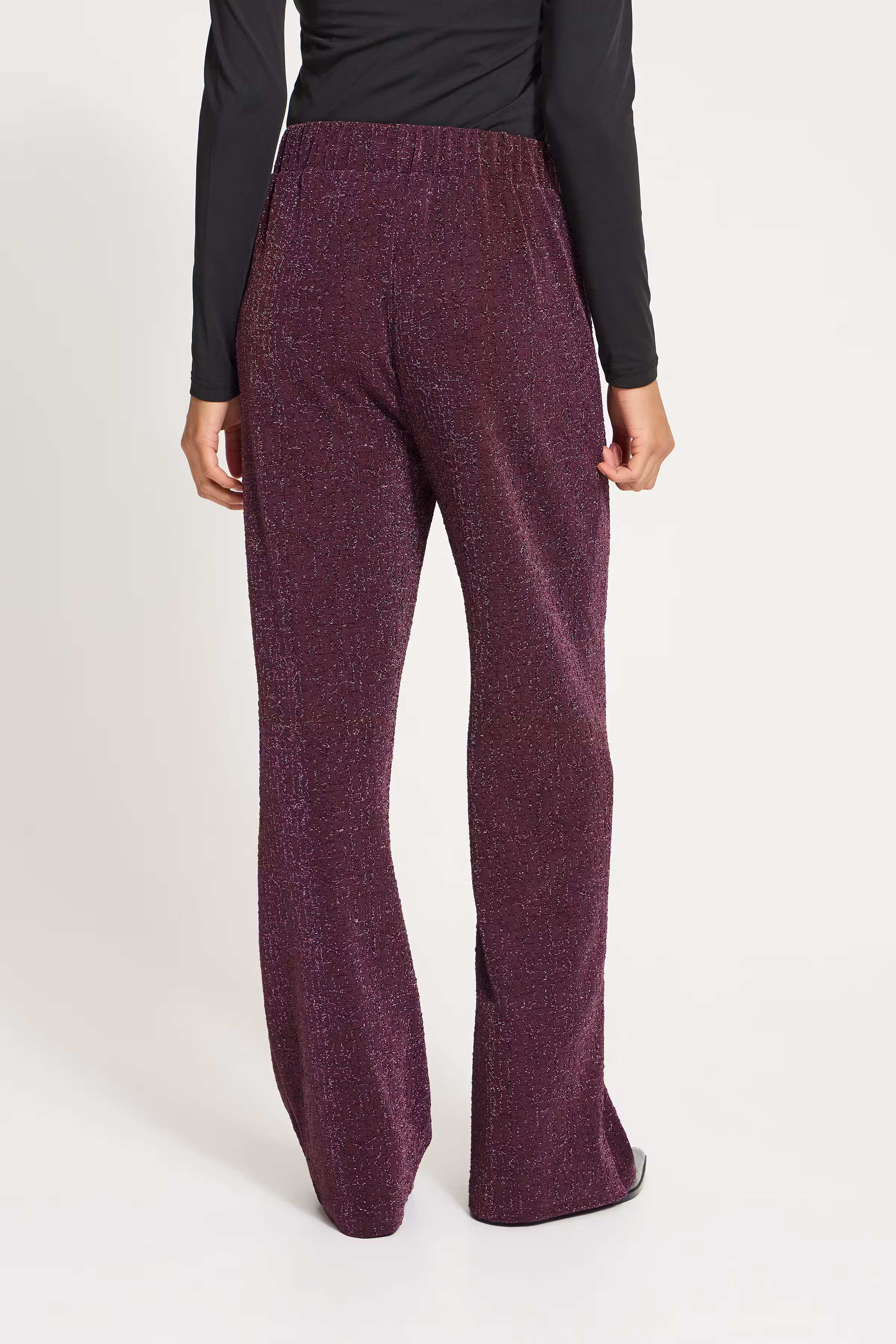 IHNAREEN Hose LOOKBOOK BACK 20127063-191619
