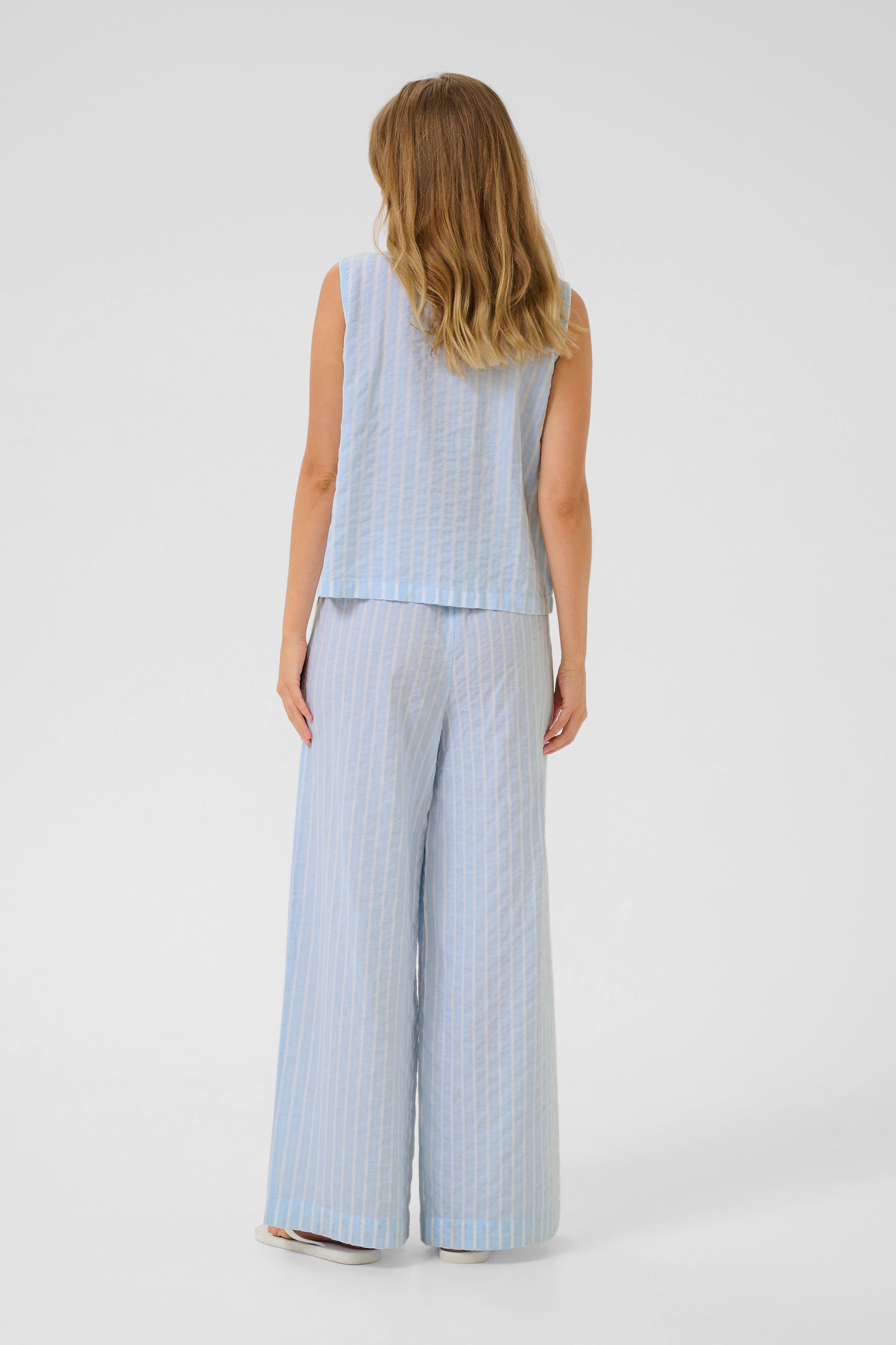 KAsara Bluse LOOKBOOK BACK 10510044-107492