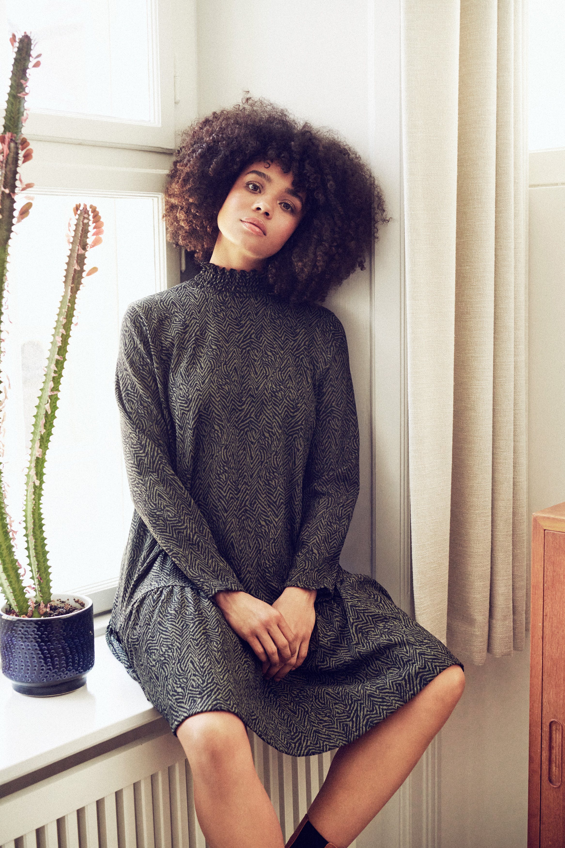 ShilaSZ Kleid LOCATION NONE 30512370-301799