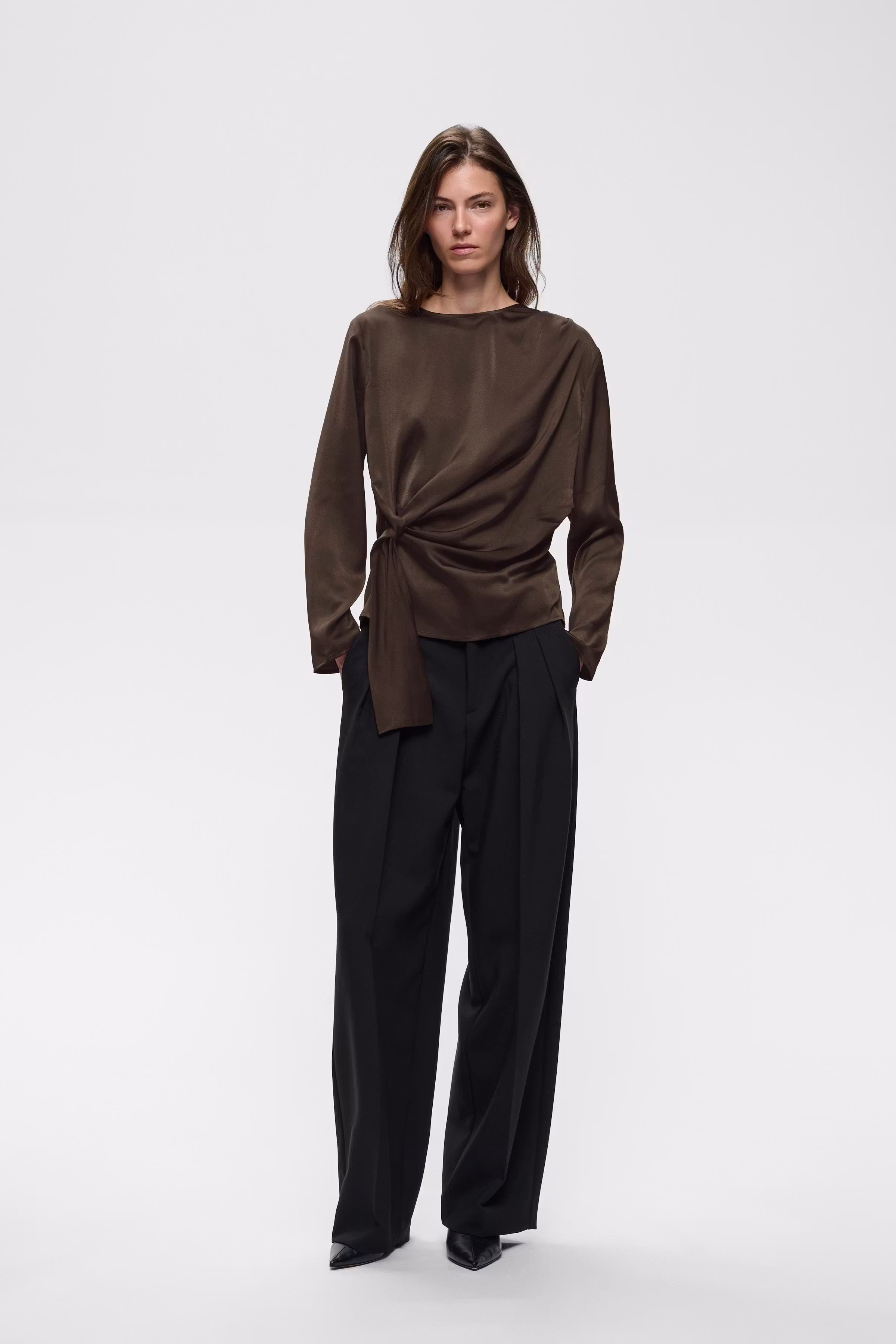 SATINEIW Blouse LOOKBOOK FRONT 30113429-191109