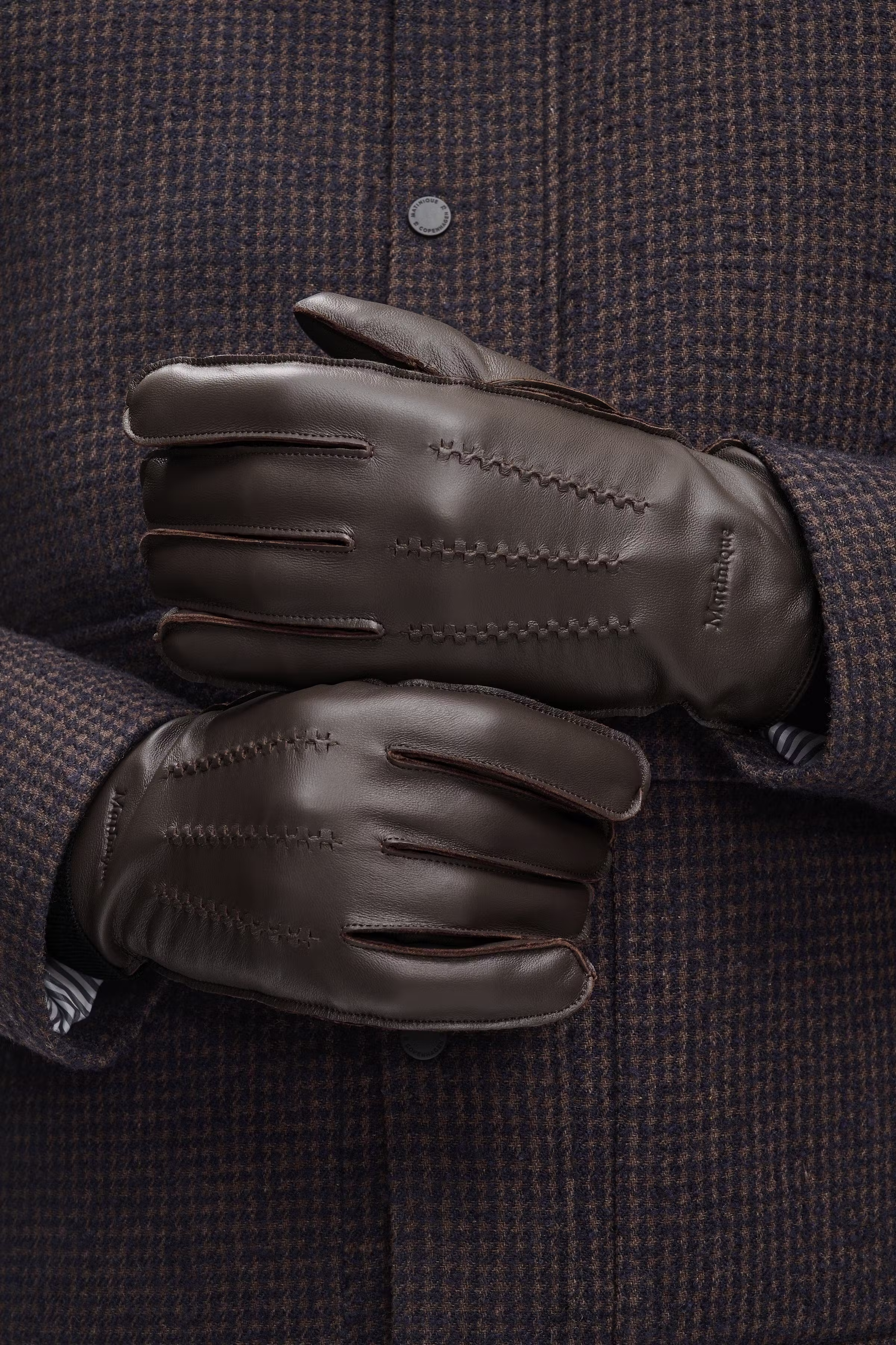 MAtrewy Leather Gloves LOOKBOOK DETAIL 30204795-191101