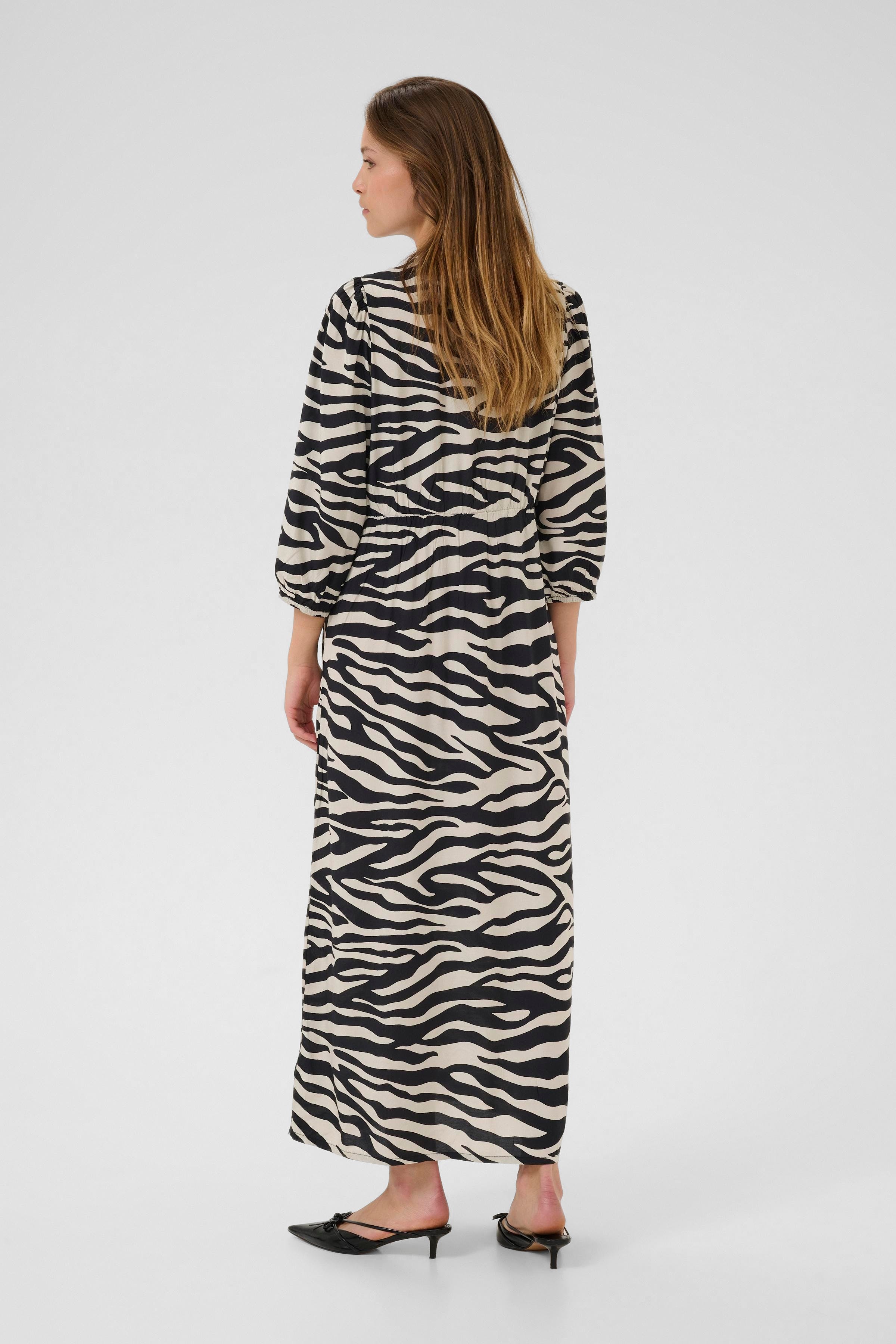 KApedra Jurk LOOKBOOK BACK 10509618-107295