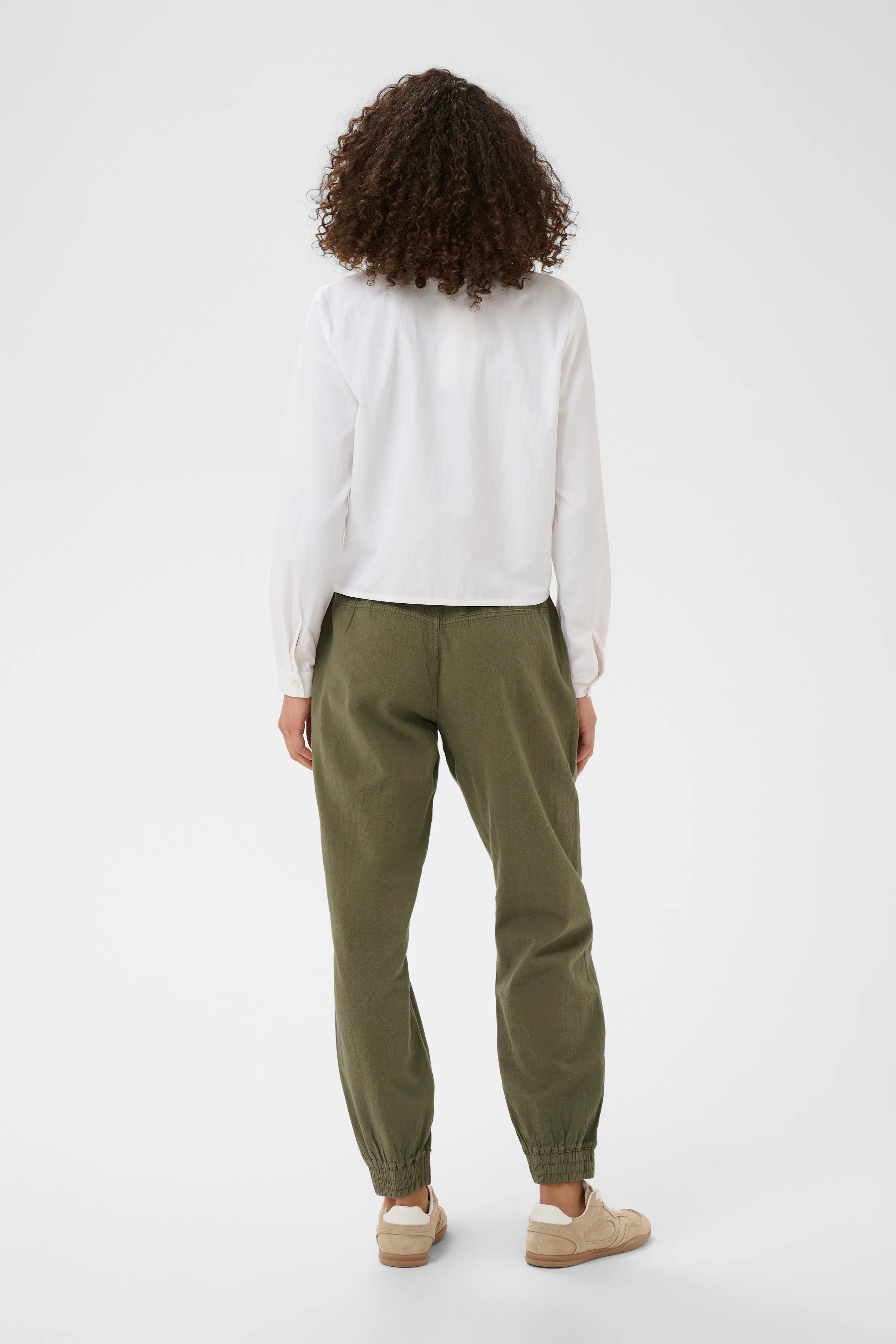 KAnaya Bukser LOOKBOOK BACK 10505397-190511