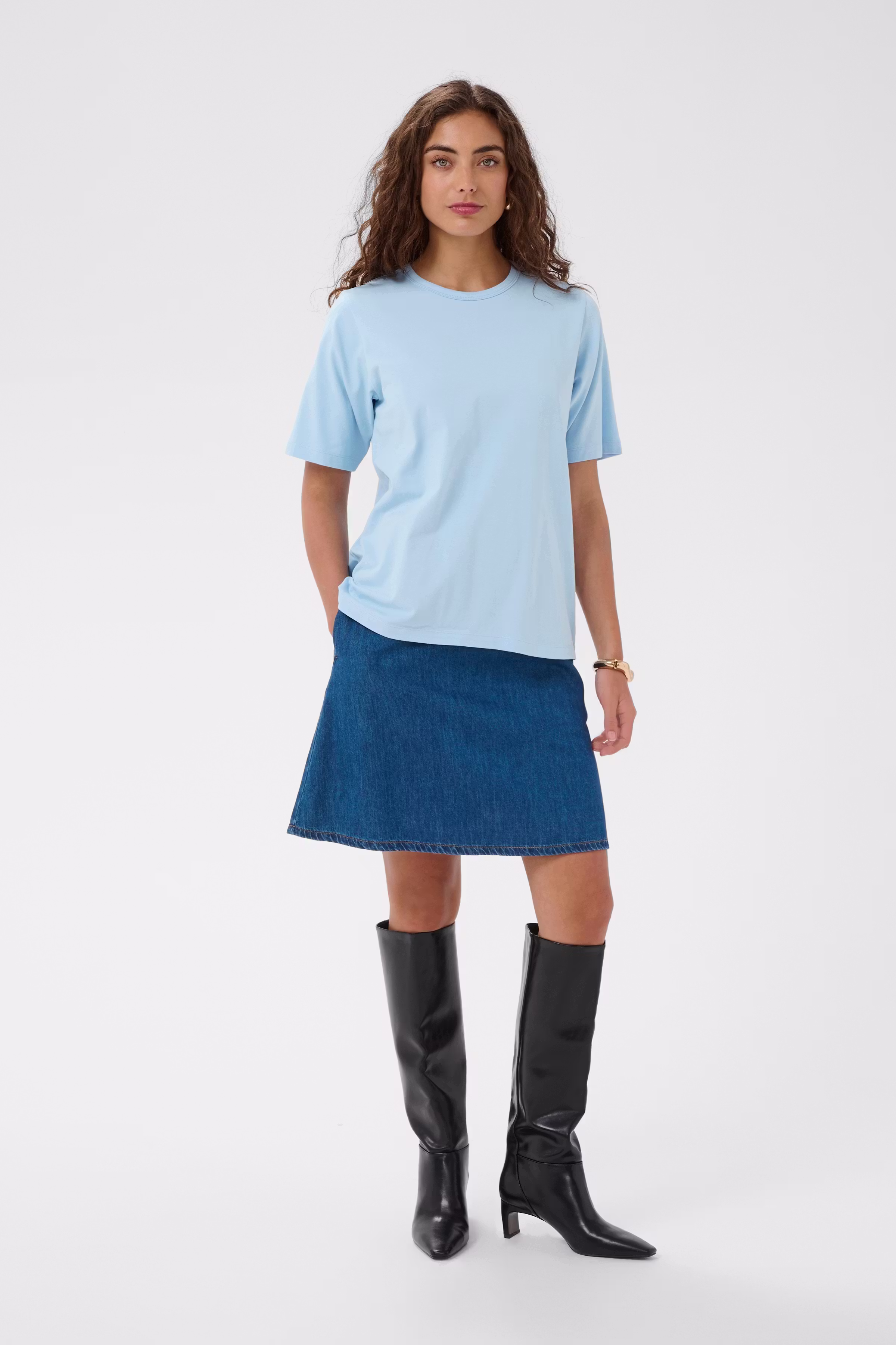 CUbase T-shirt LOOKBOOK FRONT 50113295-144214