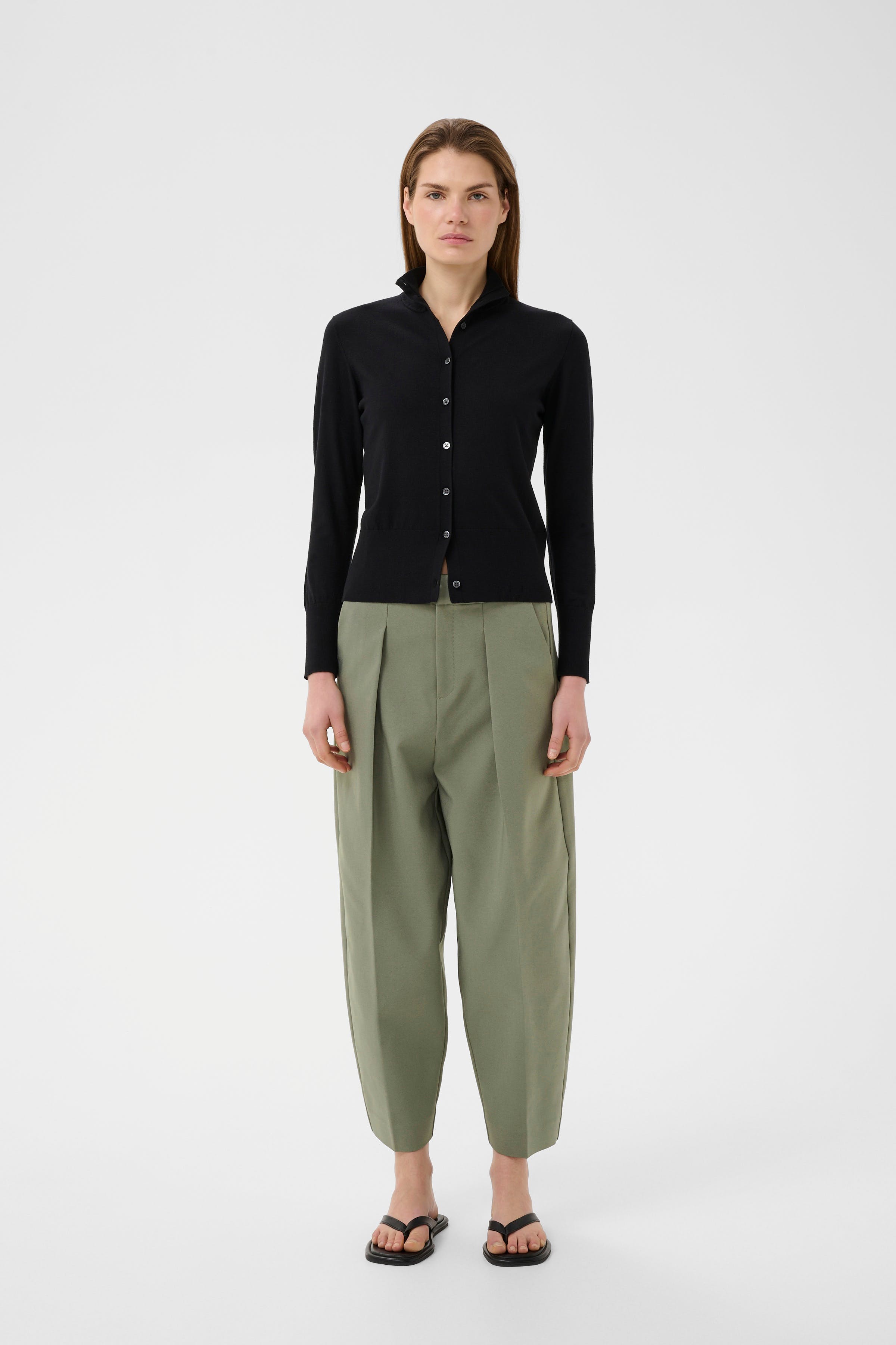 ZellaIW Barrel Trousers LOOKBOOK FRONT 30107207-180514