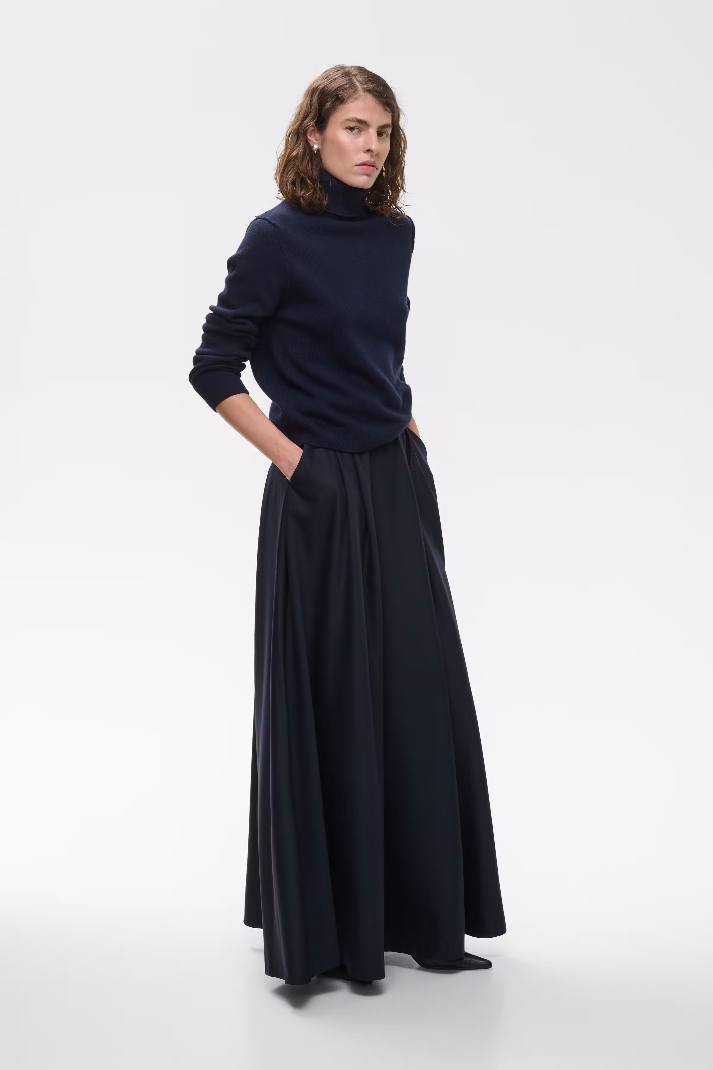 IOSusanna Skirt LOOKBOOK FRONT 30600438-BL900