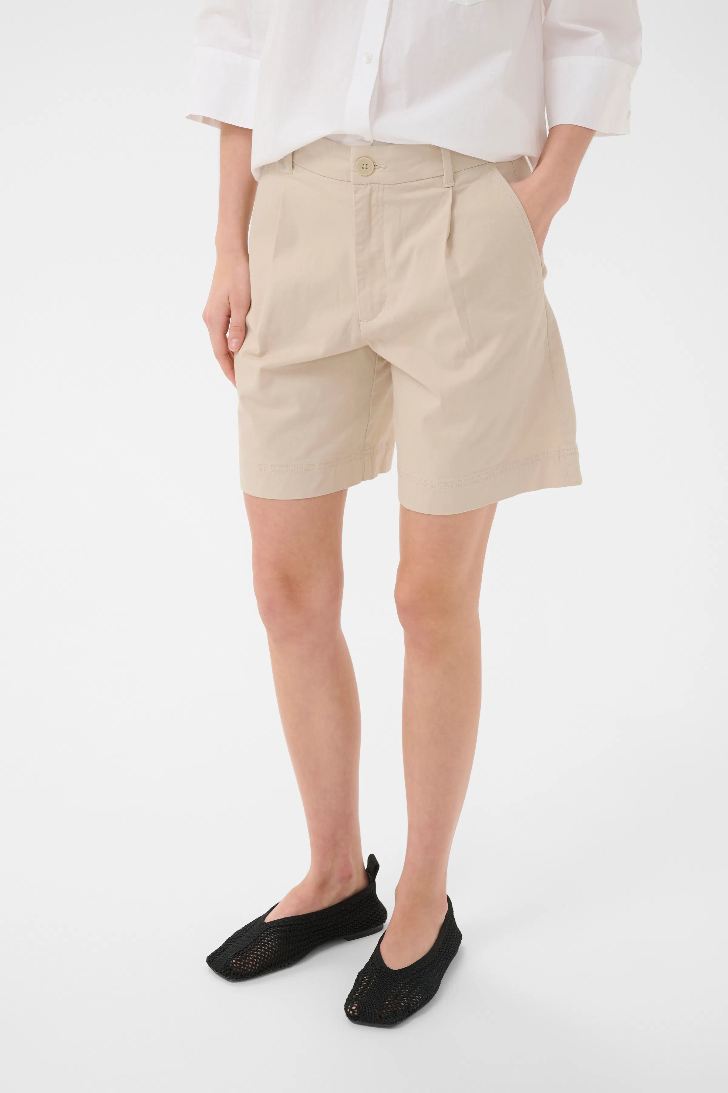BonniPW Shorts LOOKBOOK FRONT 30310523-130400