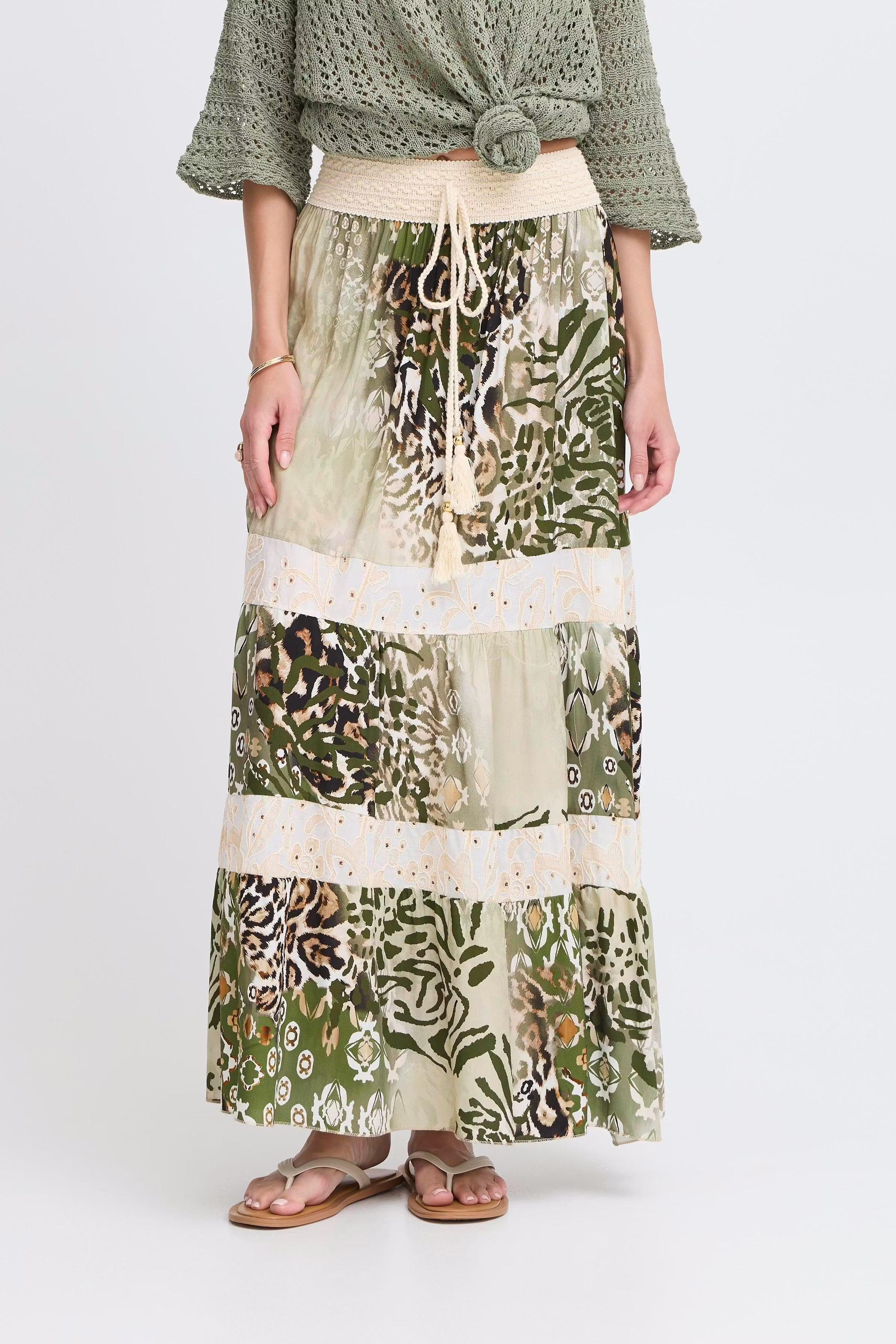 SBALONA Skjørt LOOKBOOK FRONT 22100998-180515