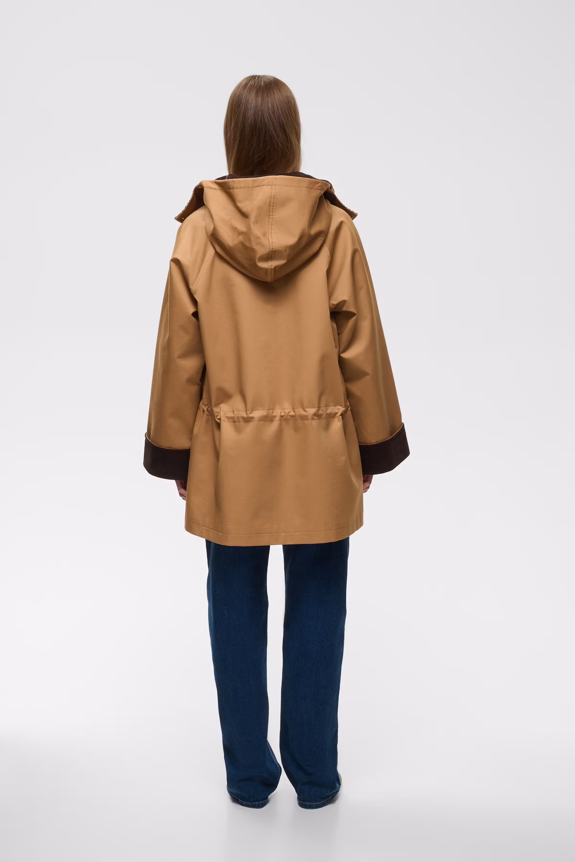 HUNTERYIW Ytterplagg LOOKBOOK BACK 30112707-171327