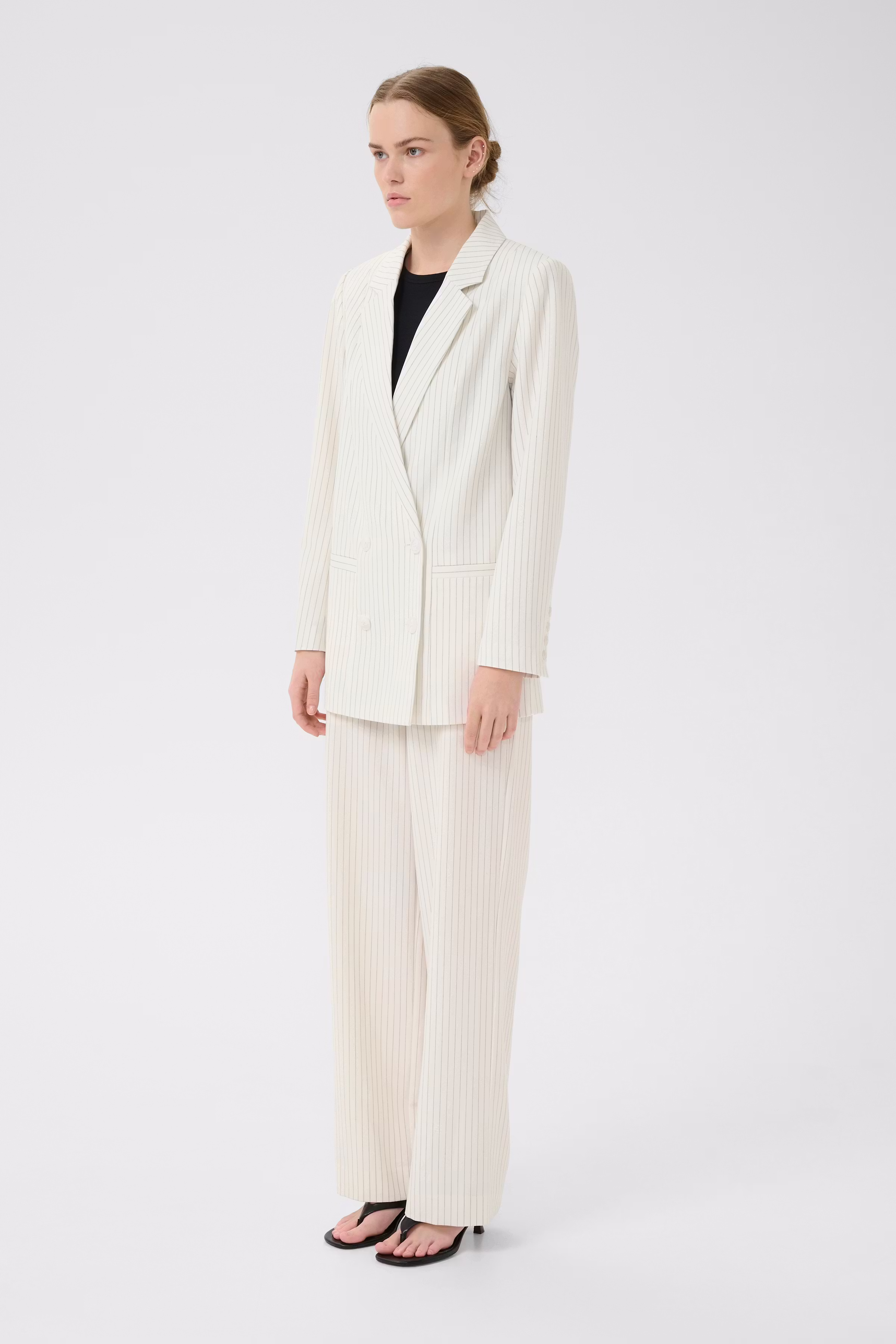 GZjoelle Blazer LOOKBOOK FRONT 10910520-107664