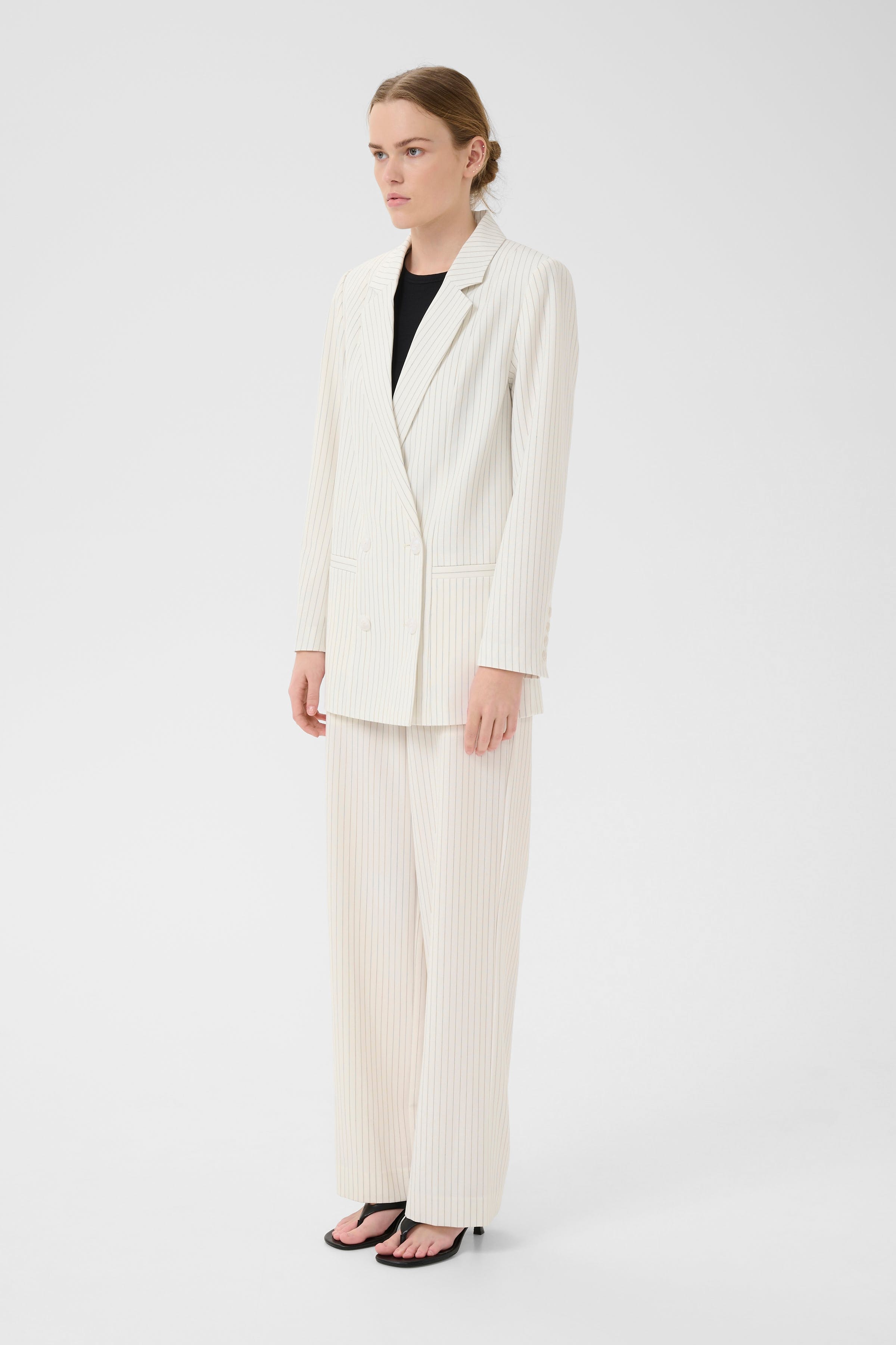 GZjoelle Blazer LOOKBOOK FRONT 10910520-107664