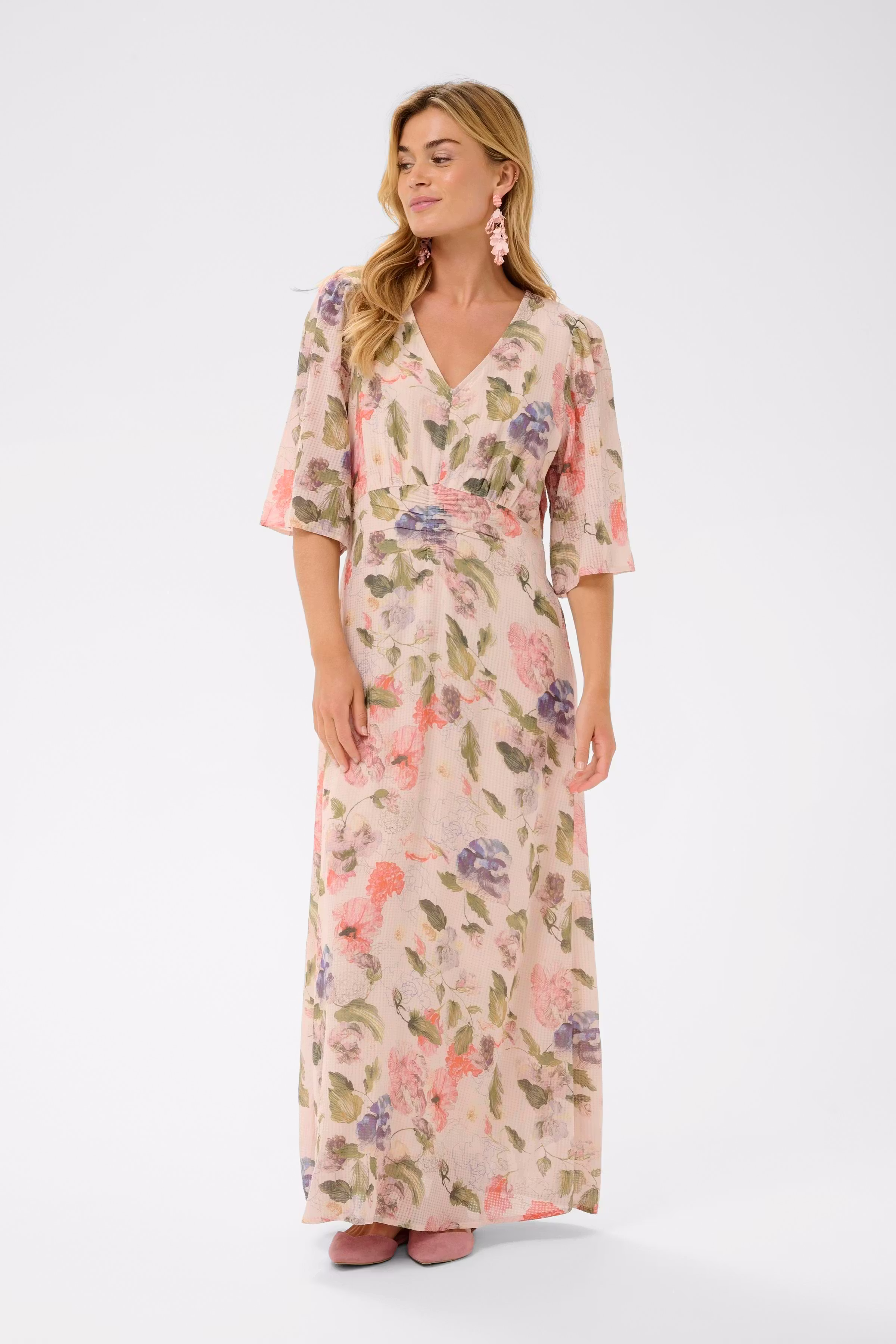 CRHailey Dress LOOKBOOK FRONT 10613427-107168