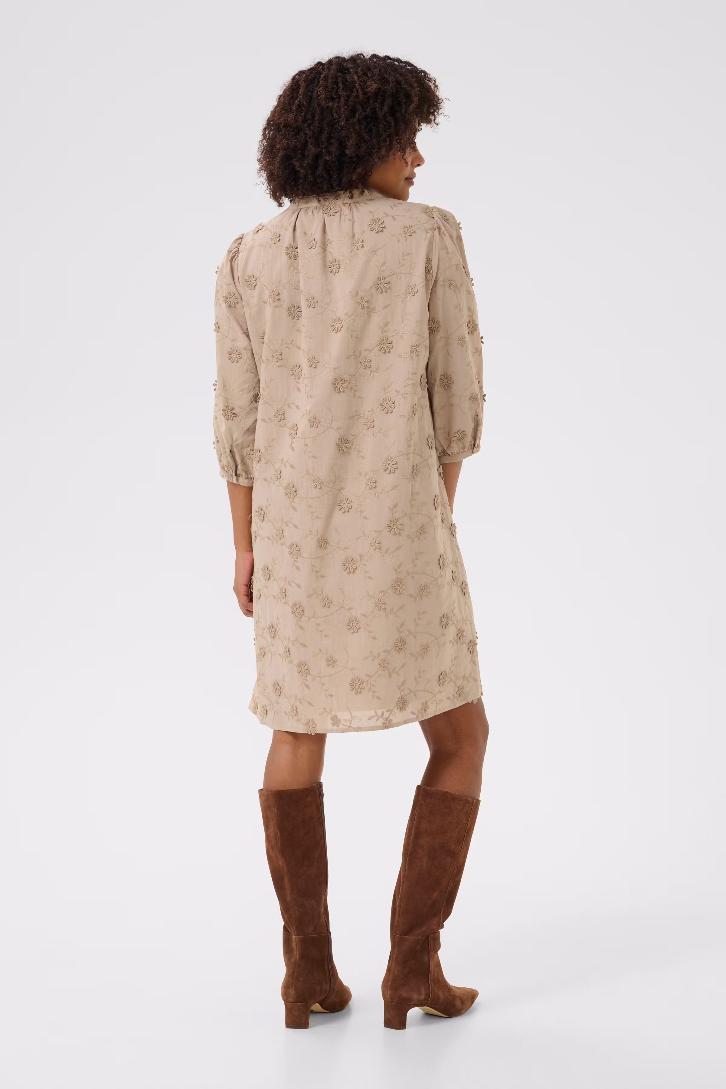 CROlivia Kjole LOOKBOOK BACK 10613445-161106