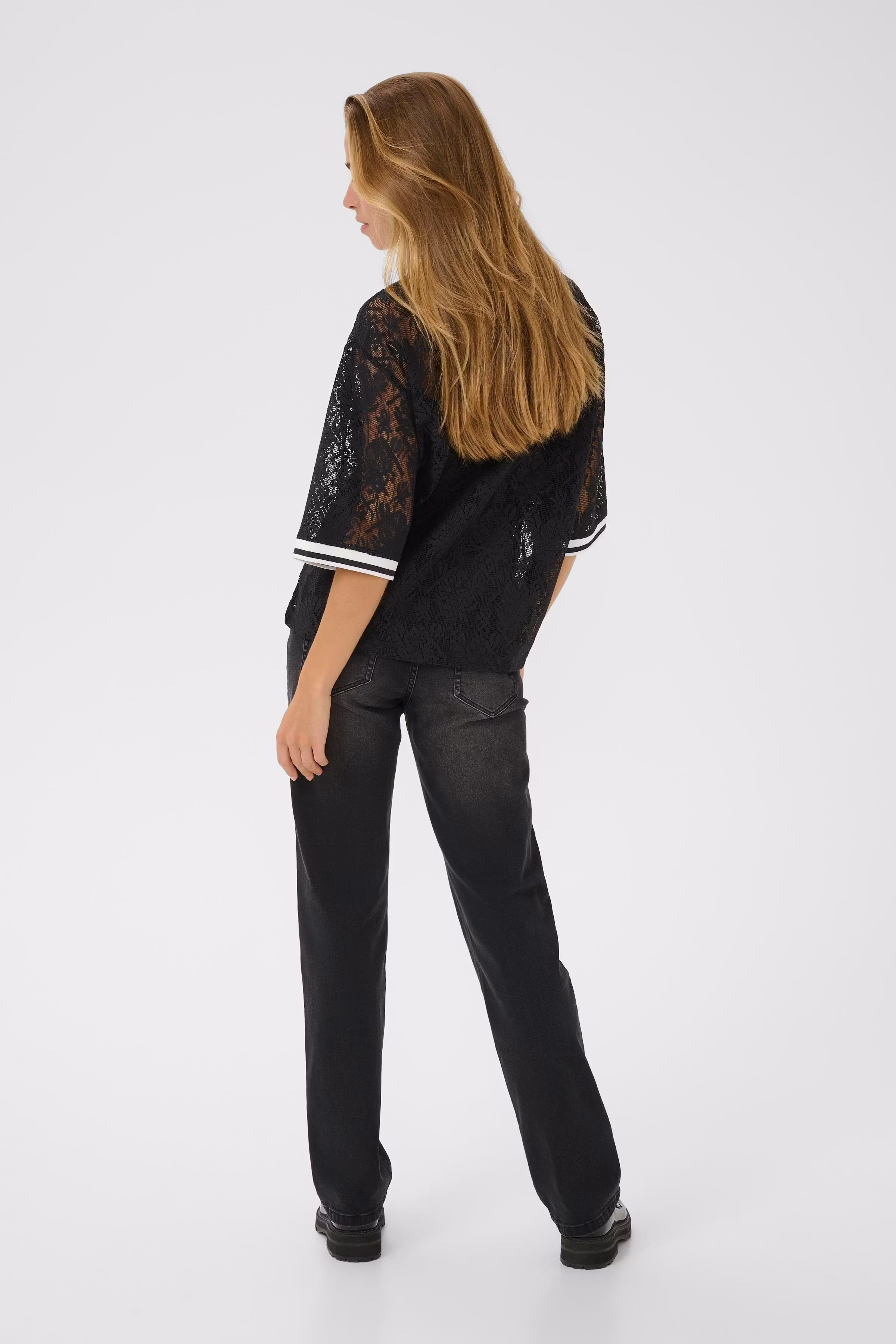 KAparis Blouse LOOKBOOK BACK 10552479-100121
