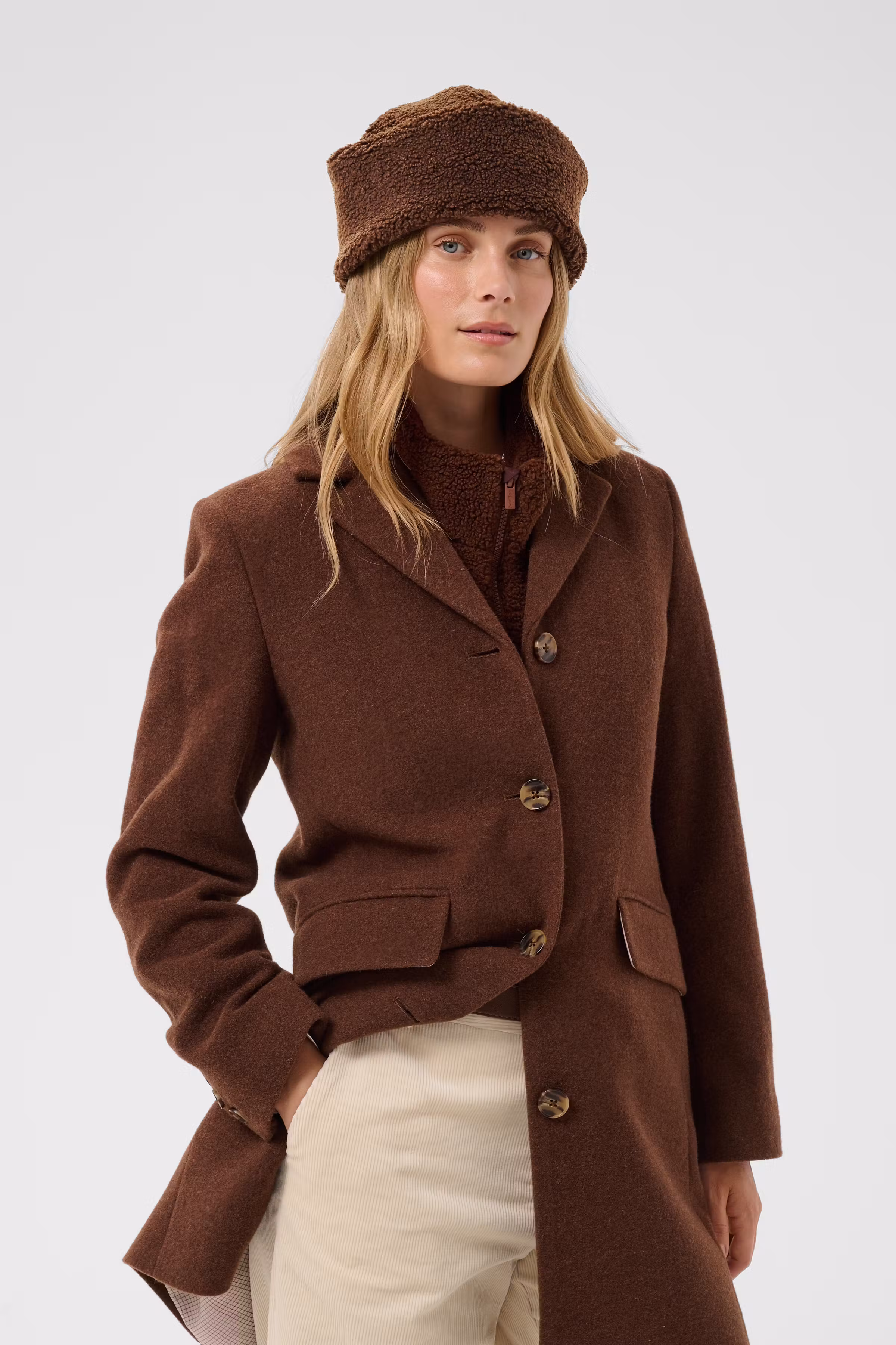 ChrissePW Hoed LOOKBOOK FRONT 30310668-191223