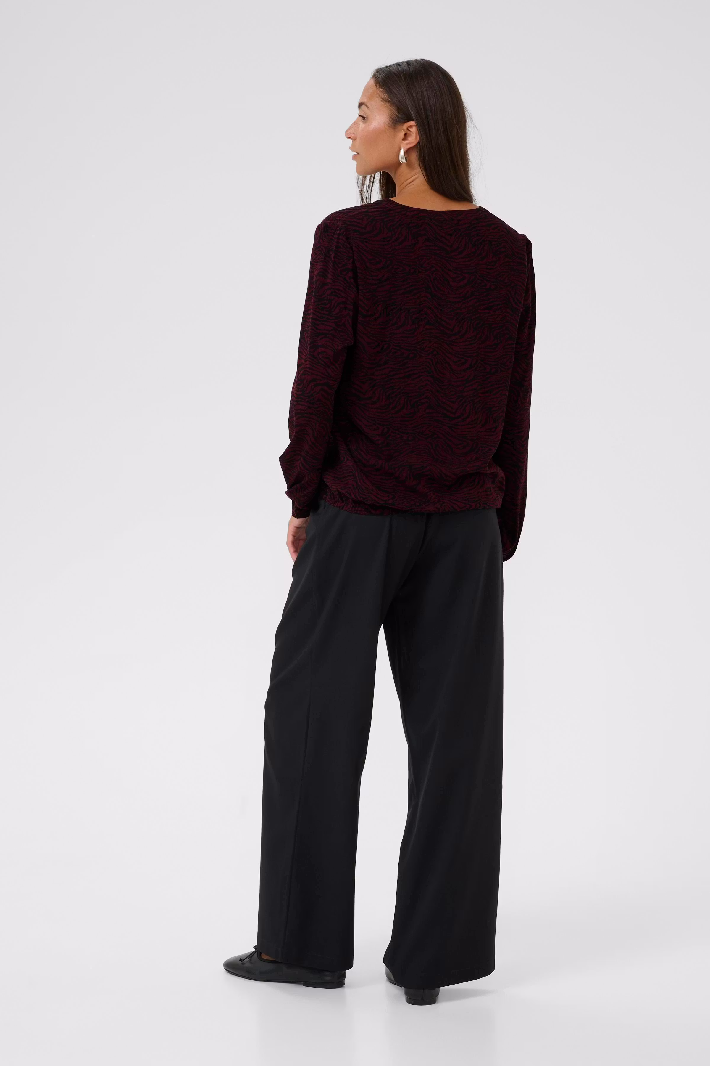 KAditte Top LOOKBOOK BACK 10507919-108796