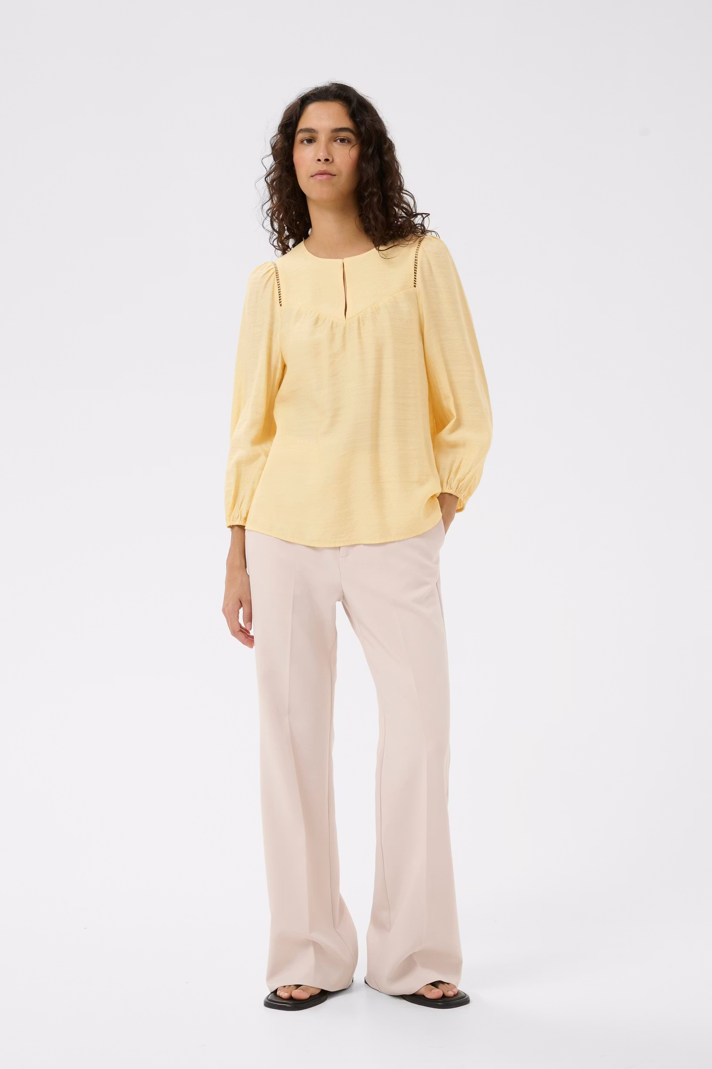 LINNISIW Bluse LOOKBOOK FRONT 30112587-130916