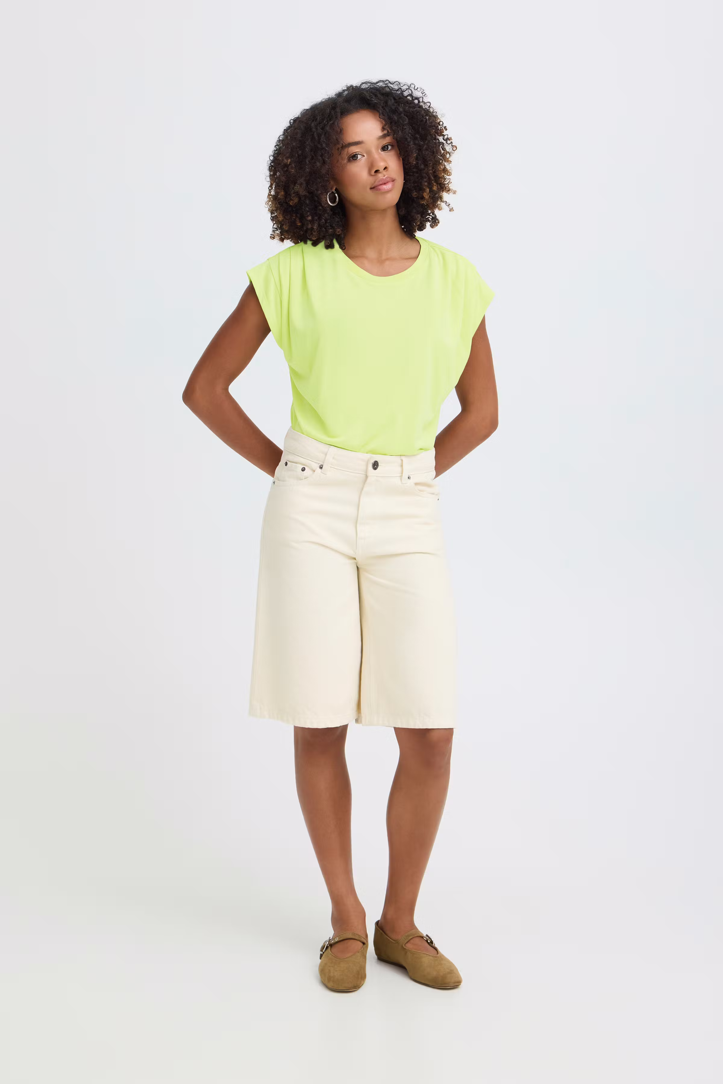 IHLISKEN Top LOOKBOOK FRONT 20114138-130317