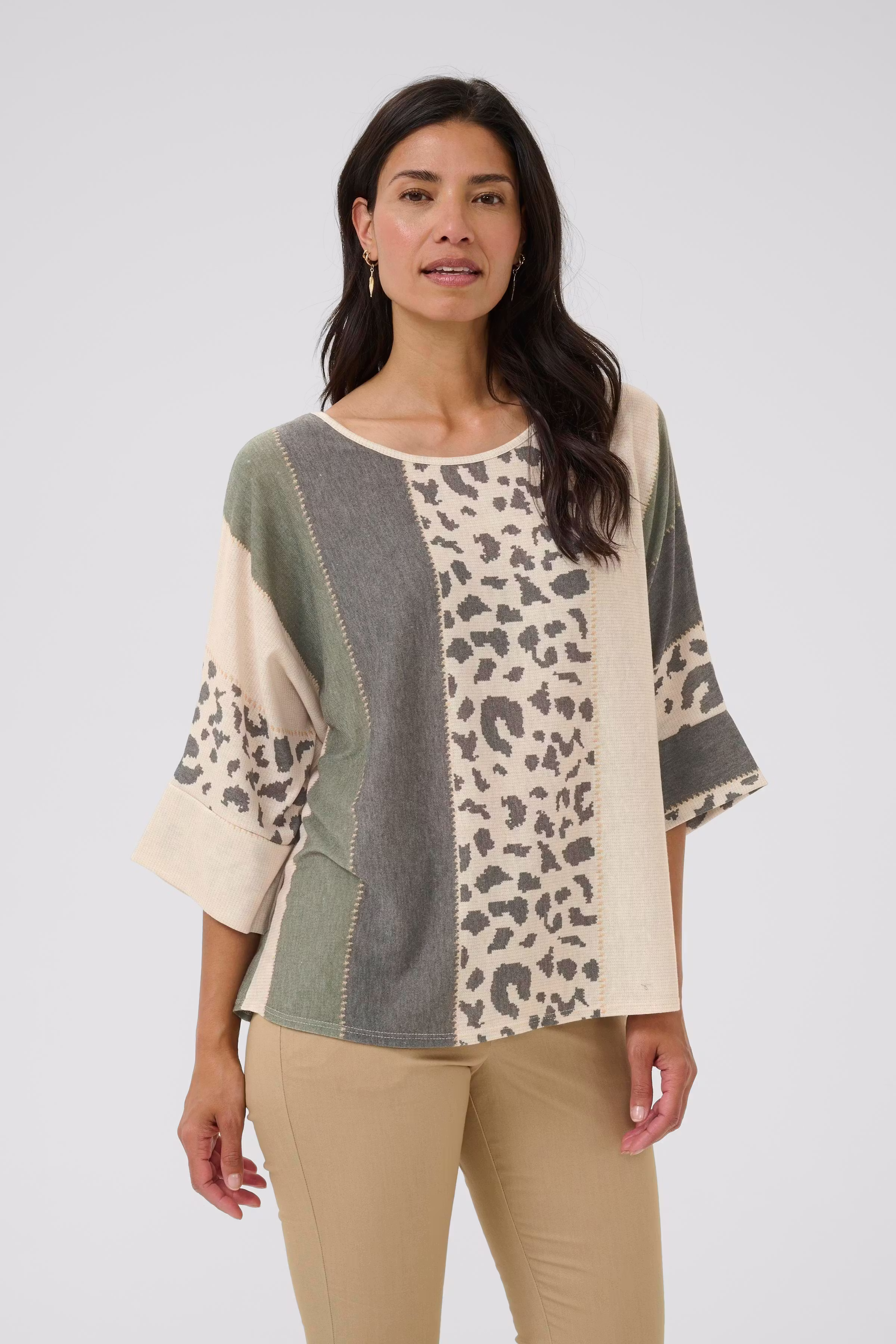 BPkarole Blus LOOKBOOK FRONT 40103569-400890