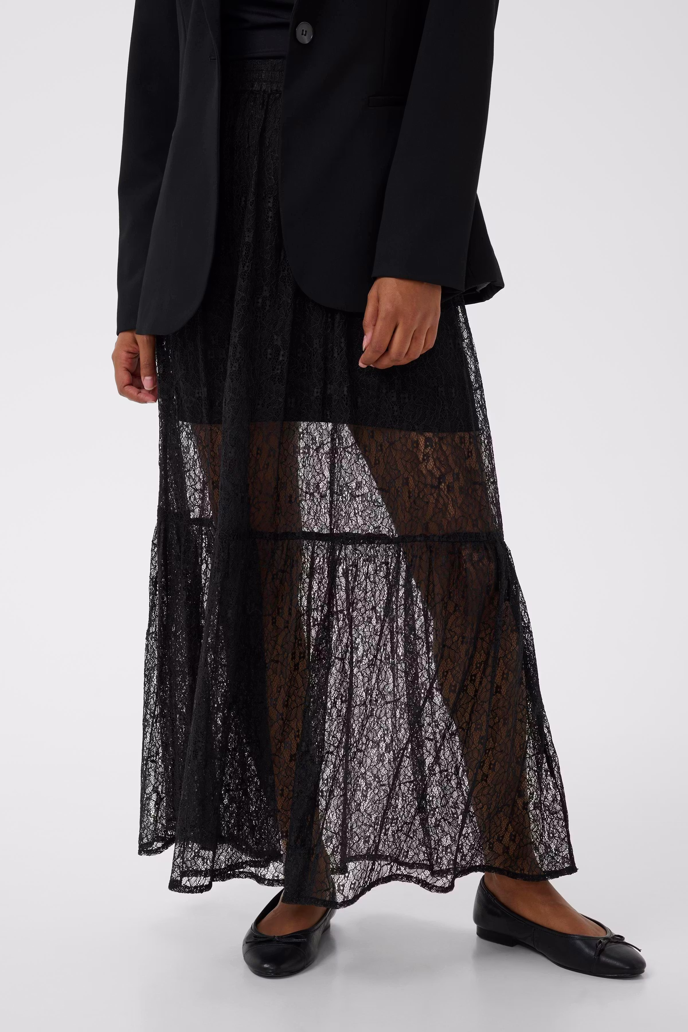 KAotilia Skjørt LOOKBOOK FRONT 10510956-100121