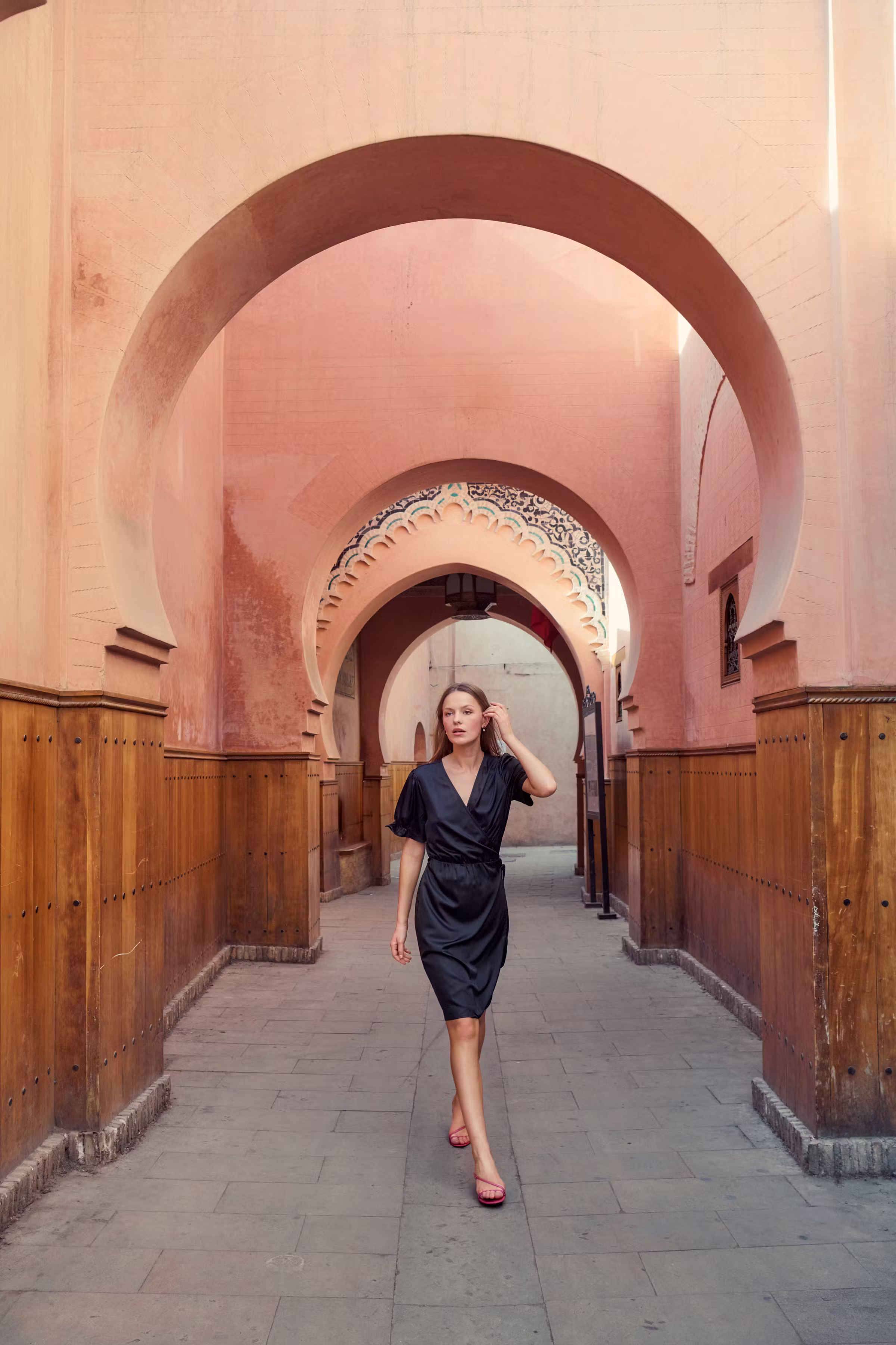 ZhorSZ Kleid LOCATION NONE 30513597-193911