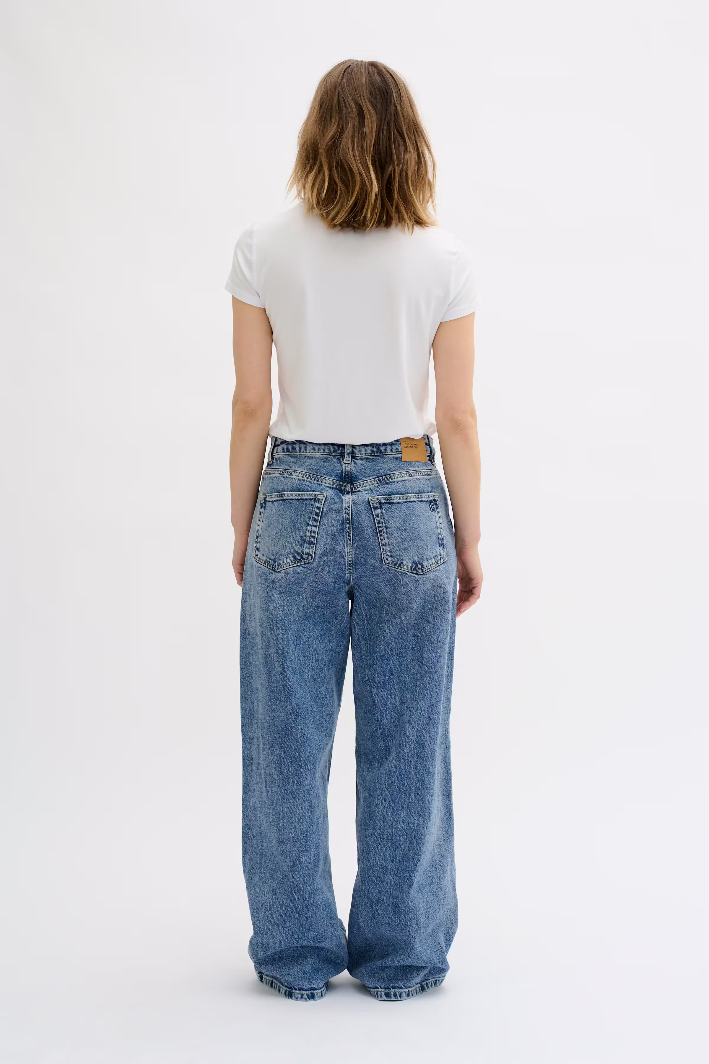 TusaMW Wide jeans LOOKBOOK BACK 10704440-100053