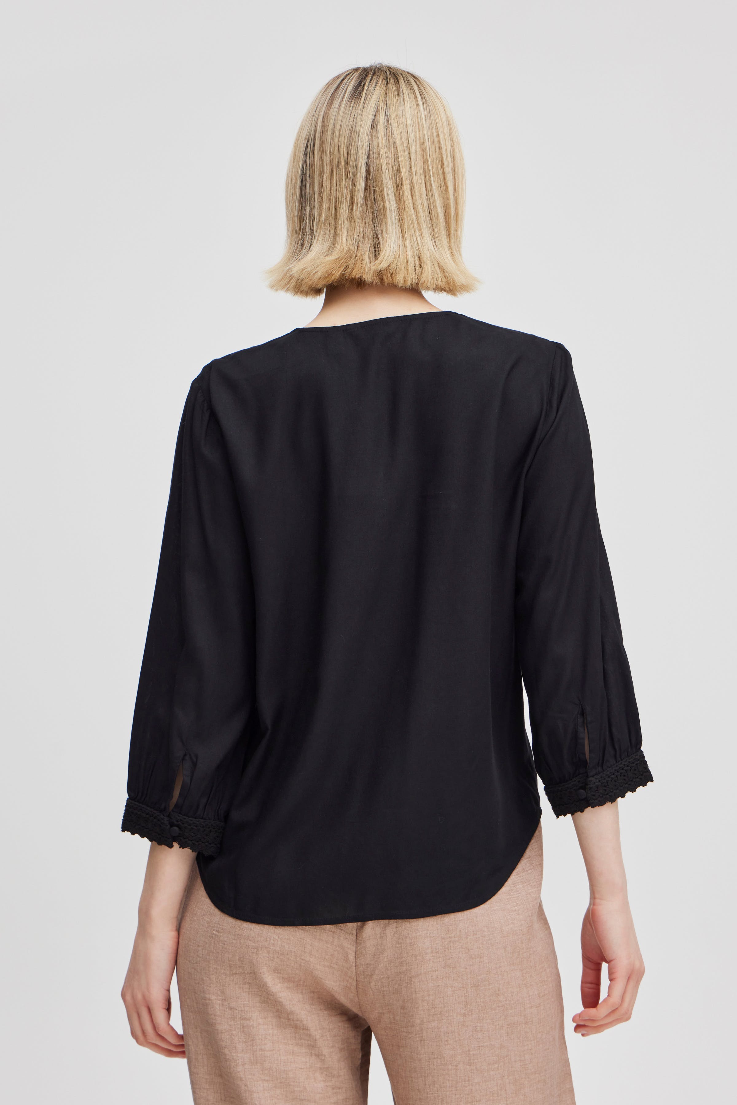 BYHIRO Bluse LOOKBOOK BACK 20815365-200451