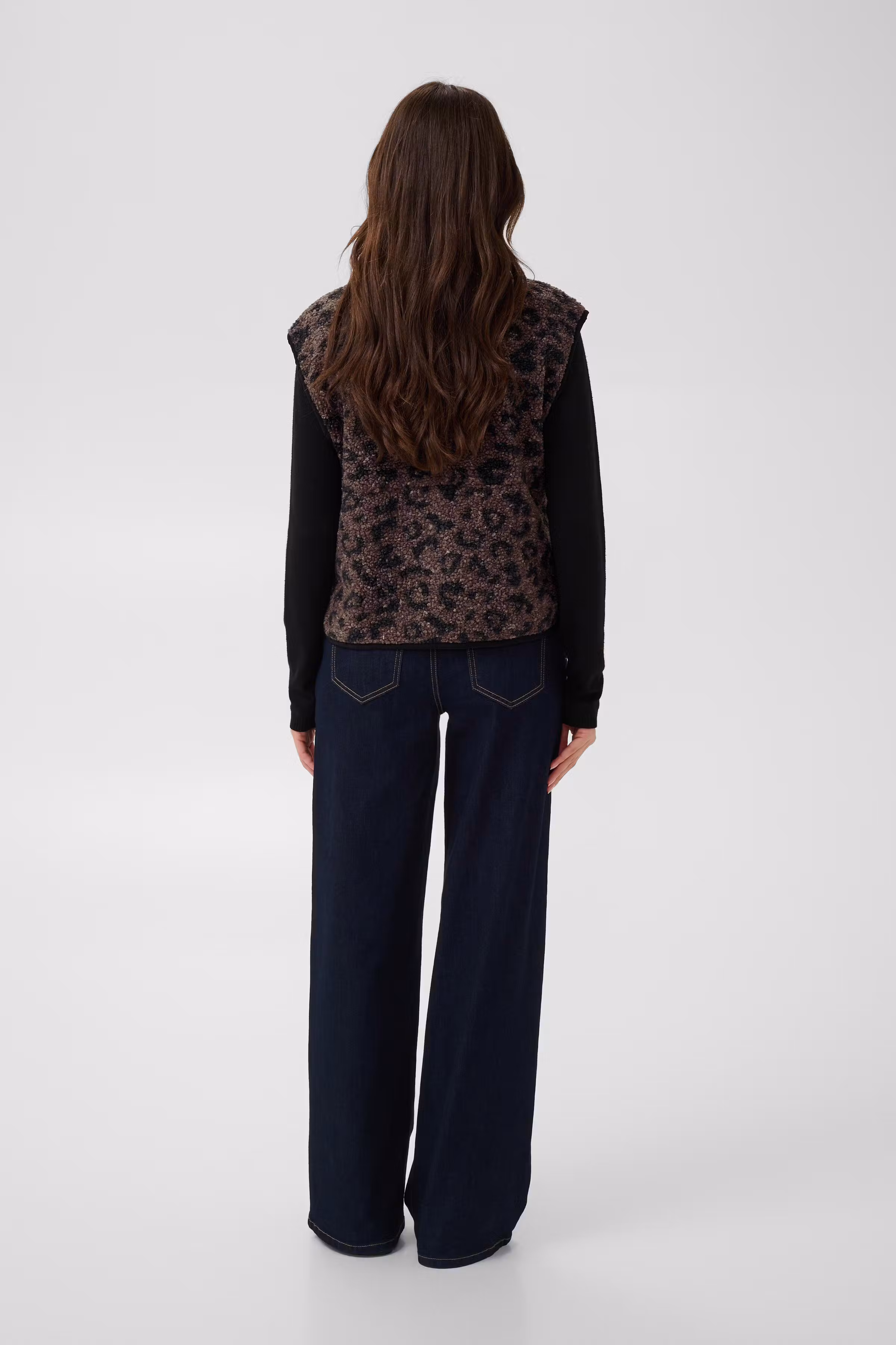 CUtitania Vest LOOKBOOK BACK 50113876-1000909