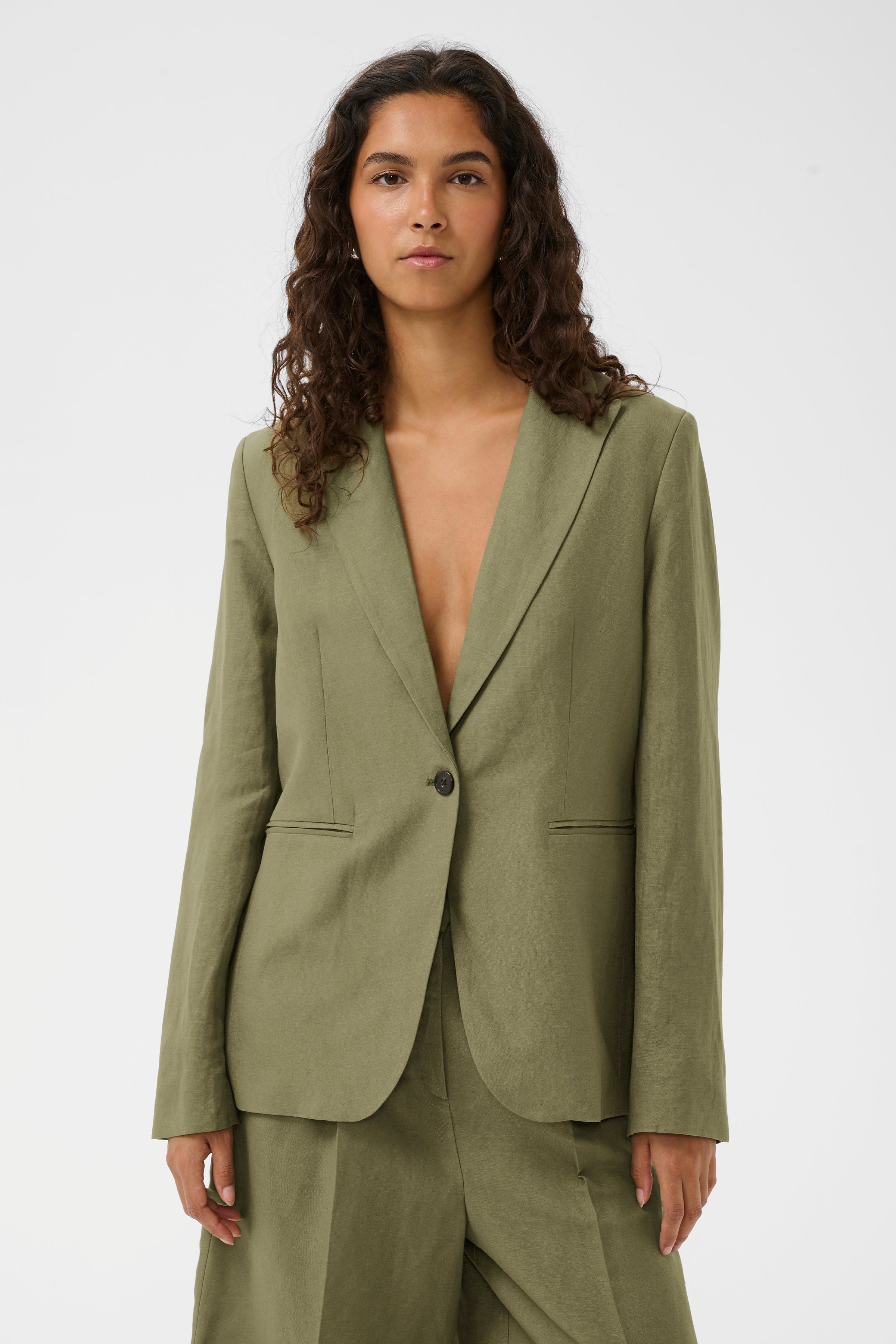 SLRagna Blazer LOOKBOOK FRONT 30409372-170517