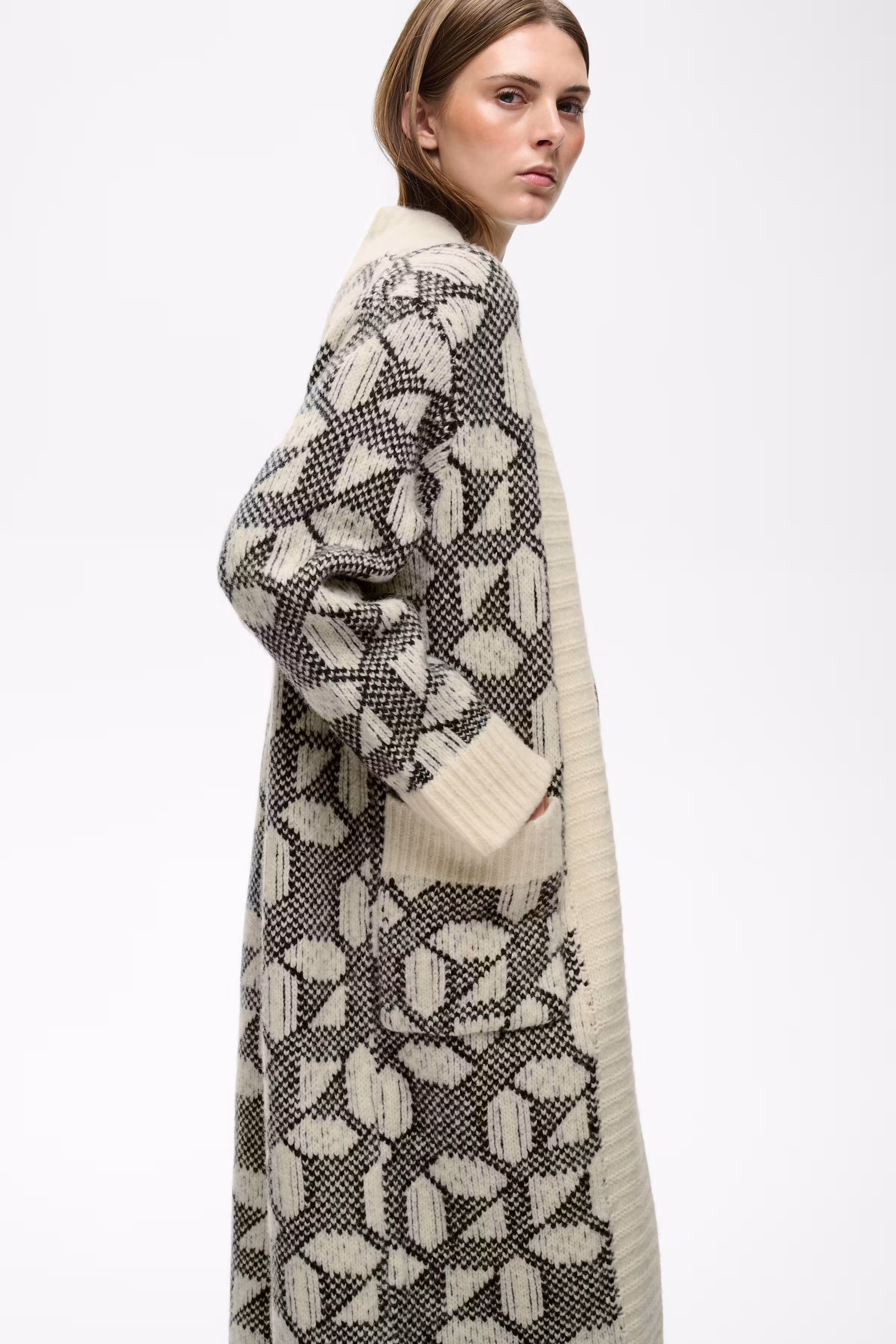 TULAIW Cardigan LOOKBOOK DETAIL 30113081-900013271