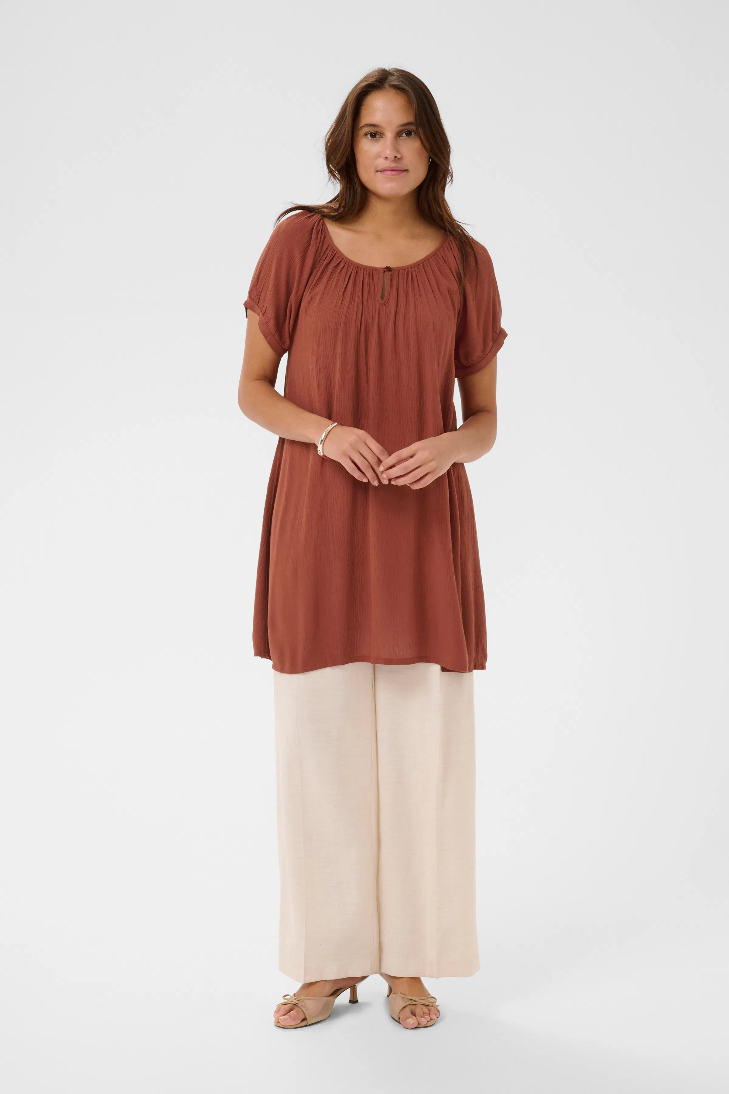Amber Tunika LOOKBOOK FRONT 501031-191334