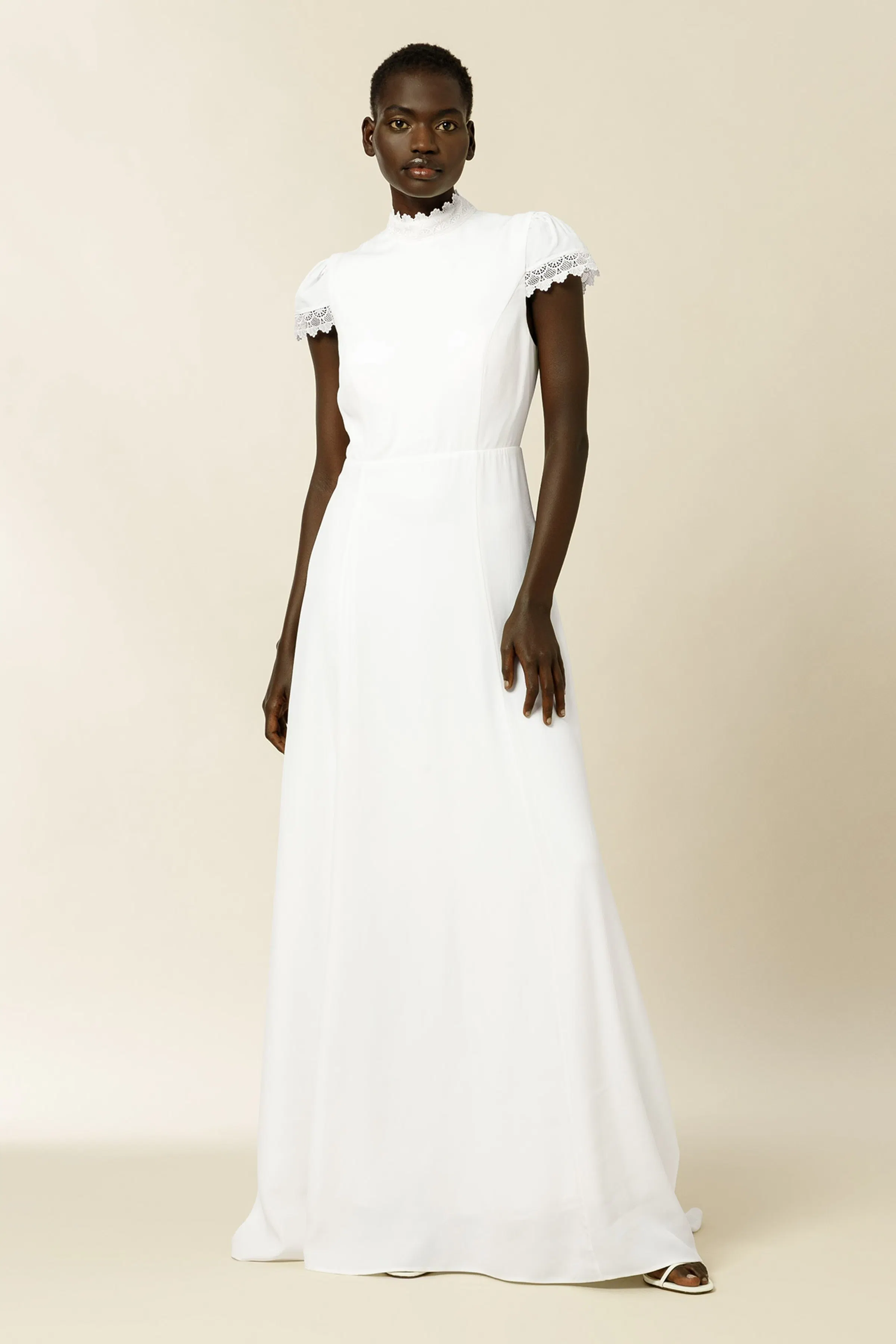 IONOEMY DRESS IN SNOW WHITE COLOUR