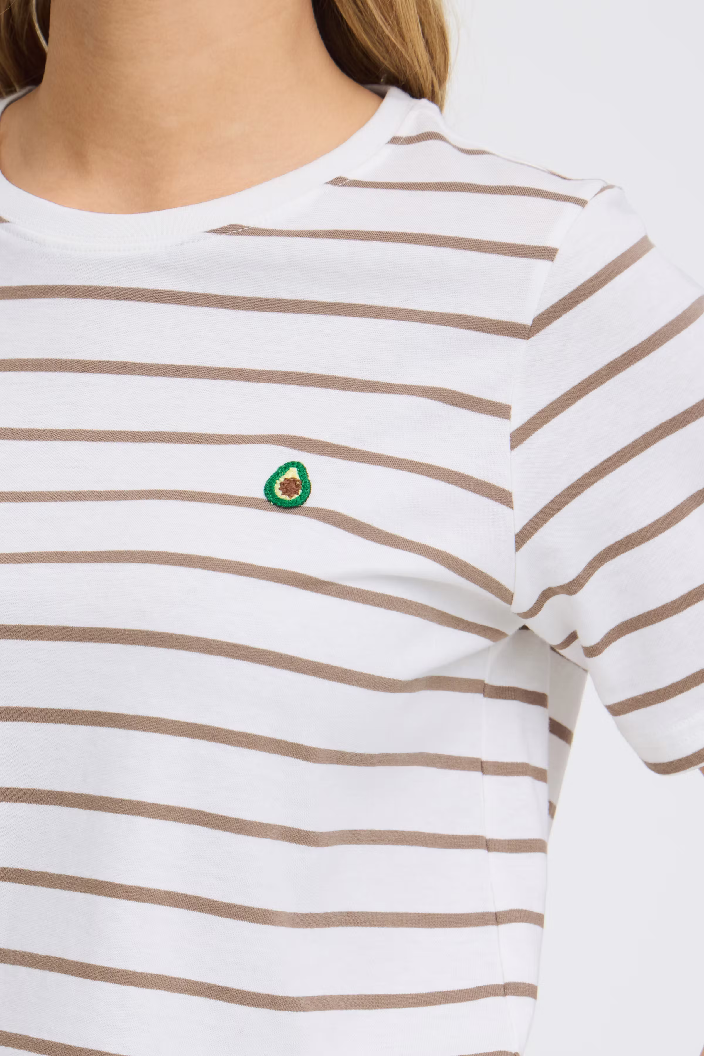 FRTIANA T-shirt LOOKBOOK DETAIL 20617765-900008407