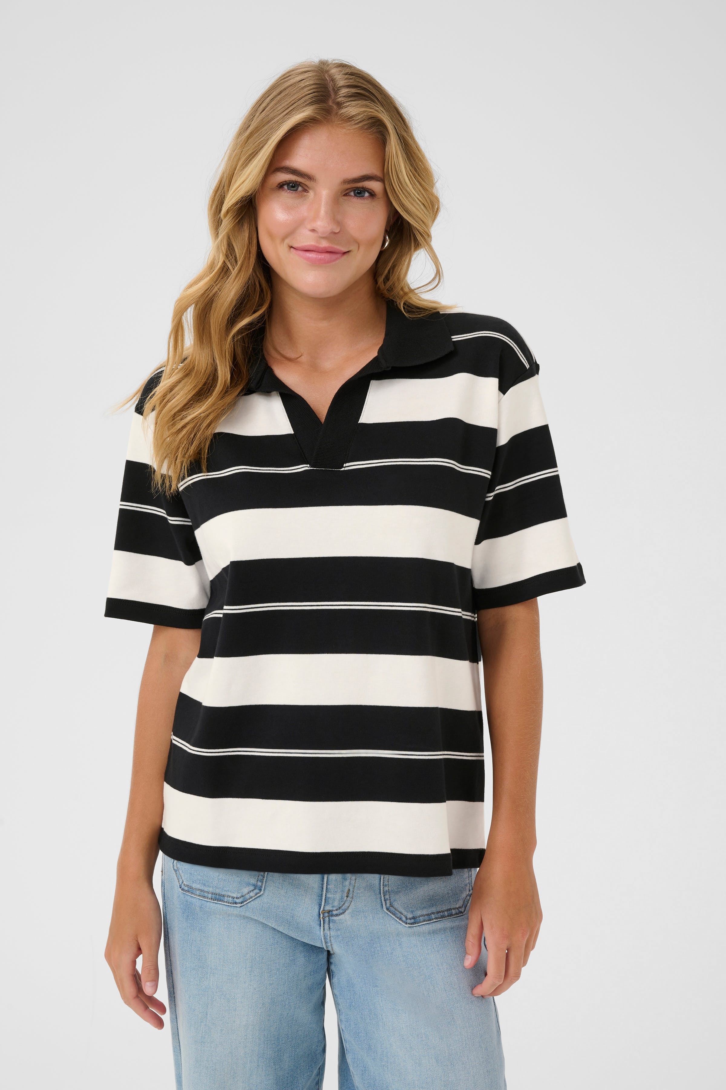 KArina Polo LOOKBOOK FRONT 10552466-108762