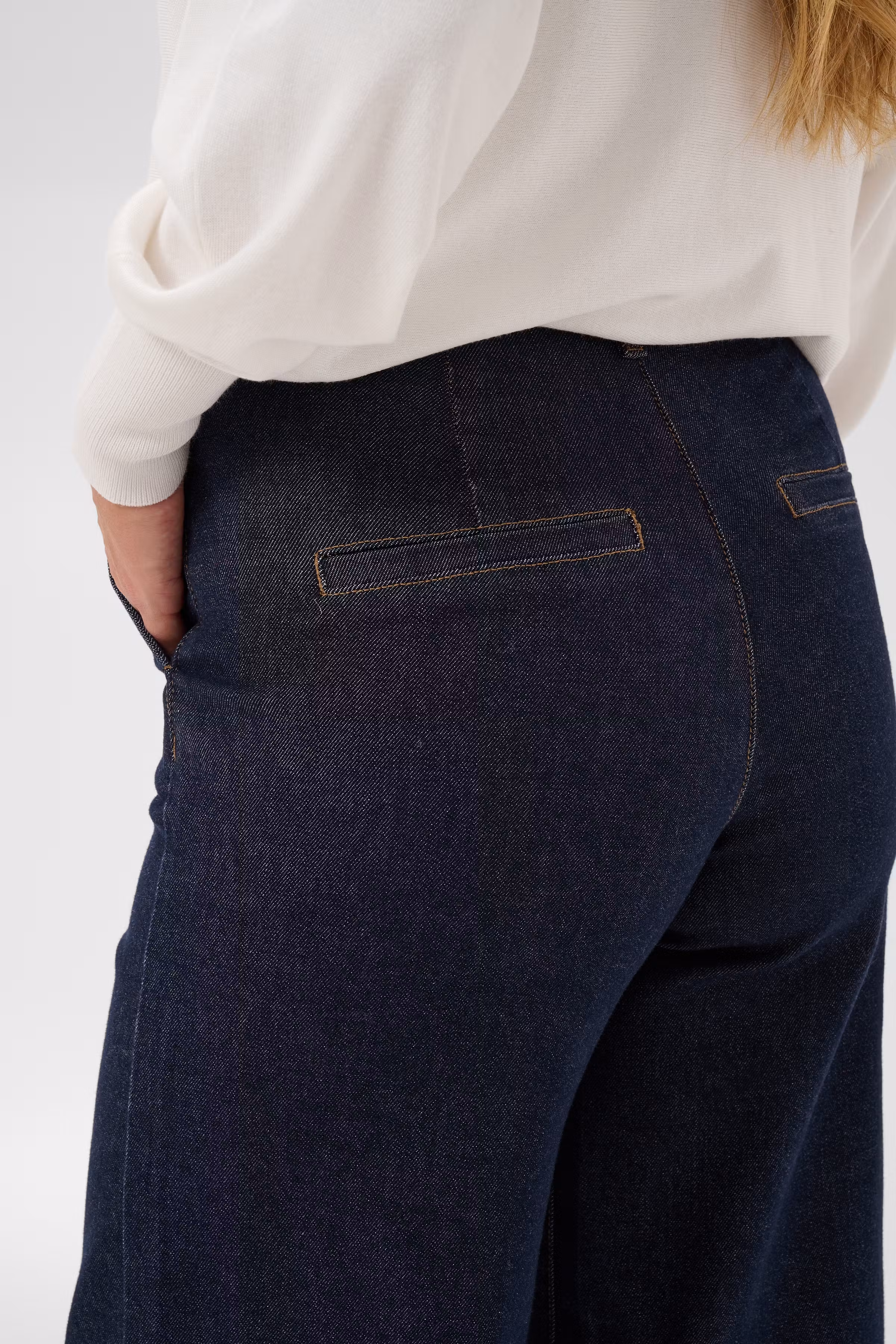 KAhally Jeans LOOKBOOK DETAIL 10512344-109824
