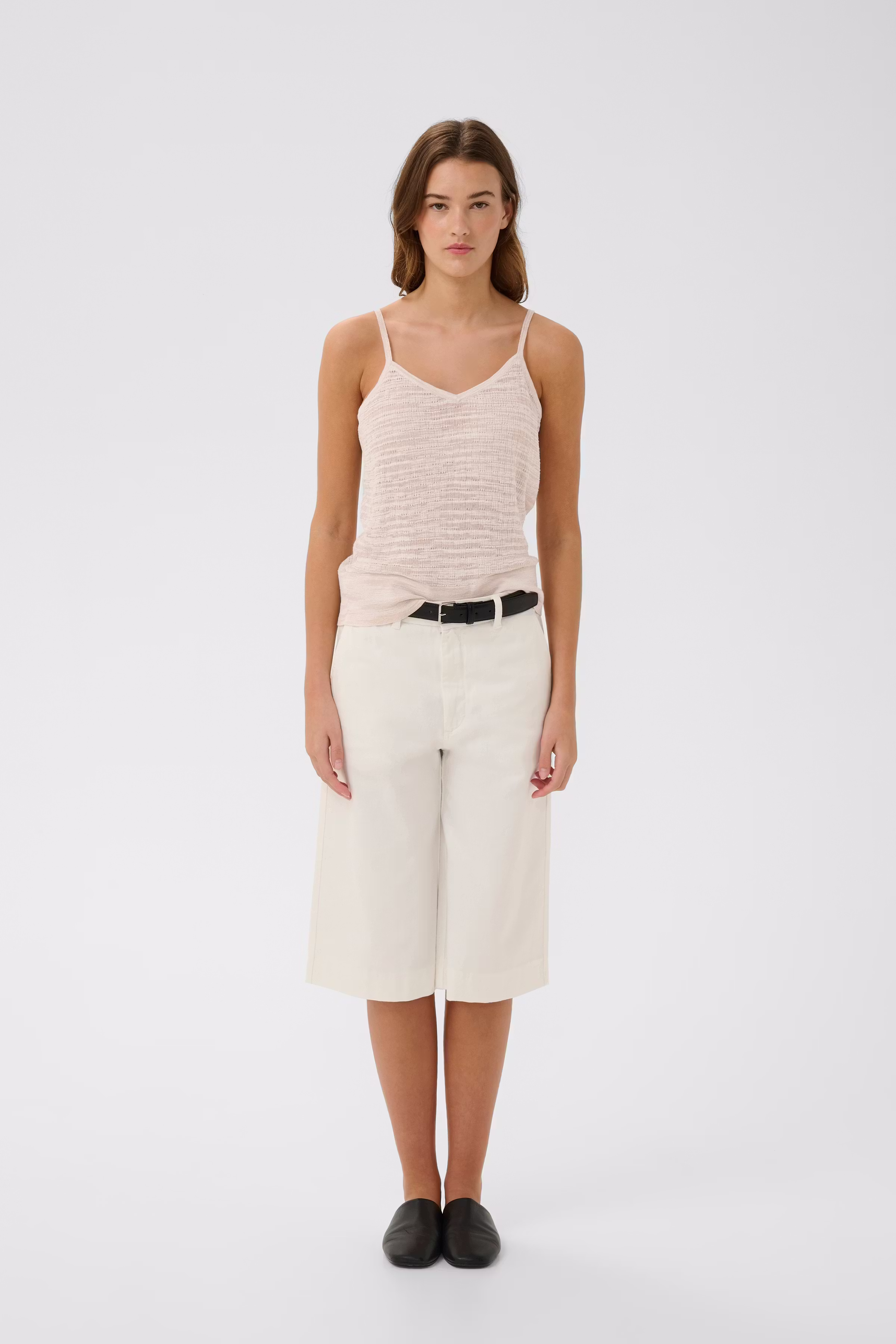 NITAIW Top LOOKBOOK FRONT 30112520-300597