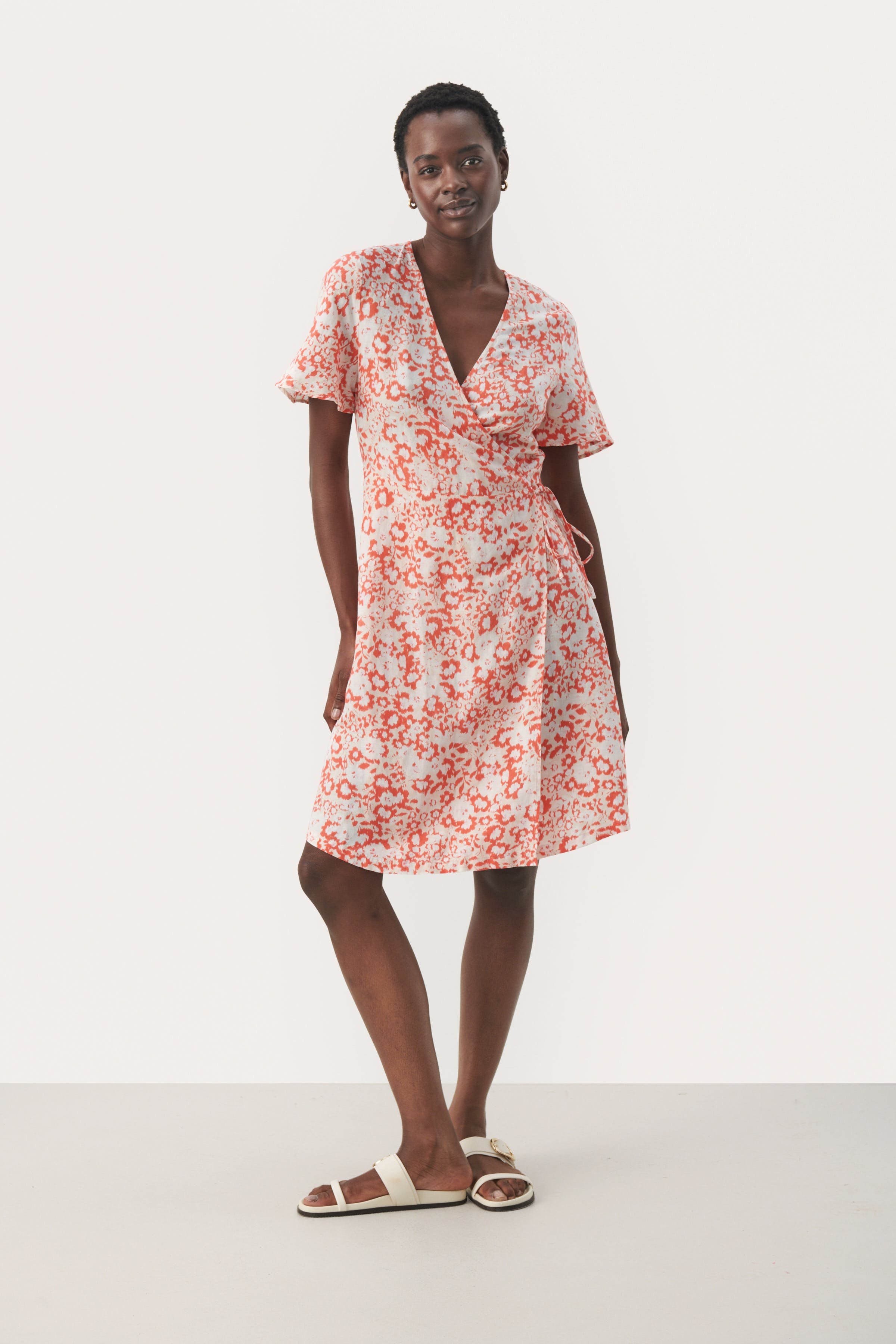 GilandaPW Kurzes Wickelkleid LOOKBOOK FRONT 30308620-302952