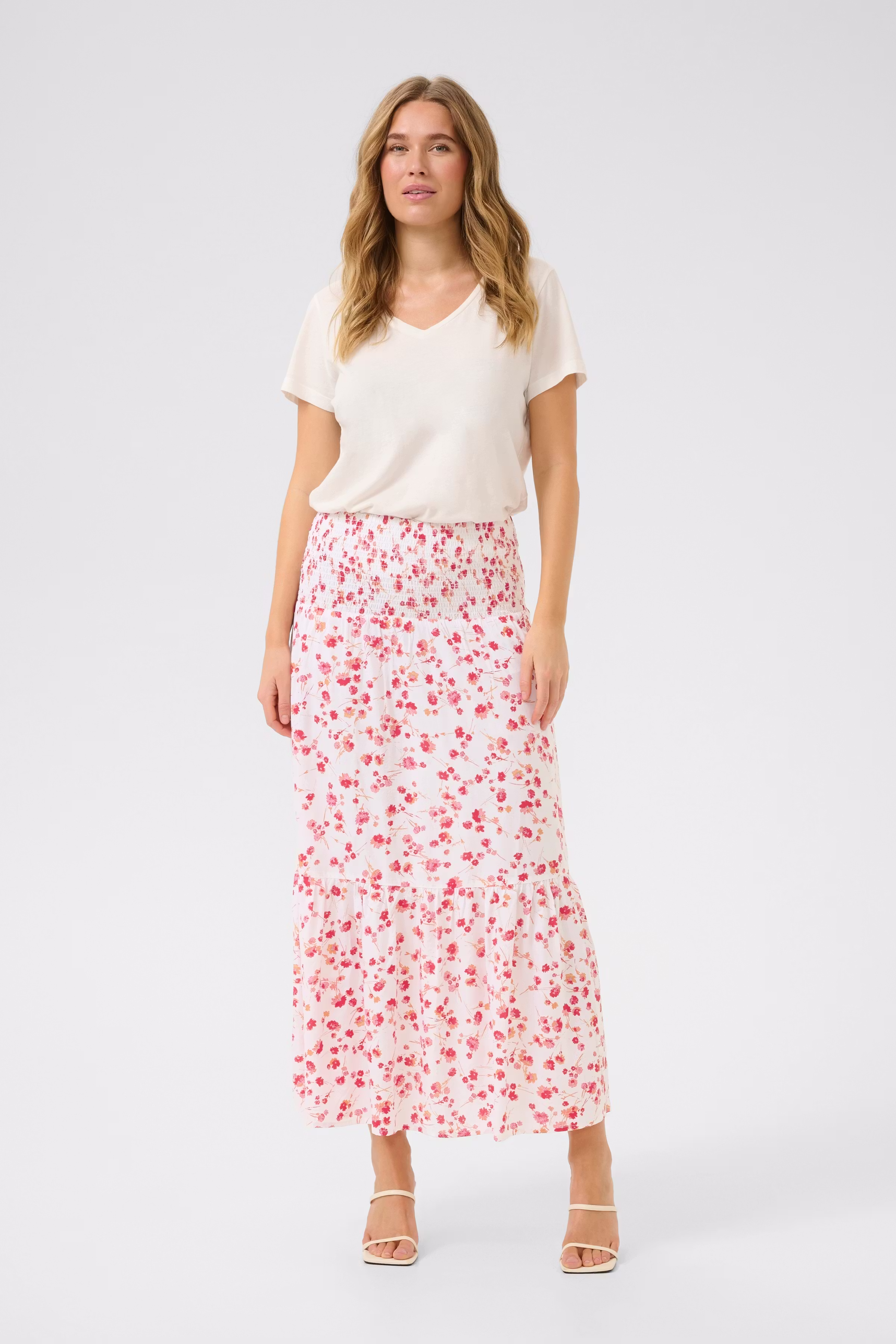 CRTiah Skirt LOOKBOOK FRONT 10612774-107535