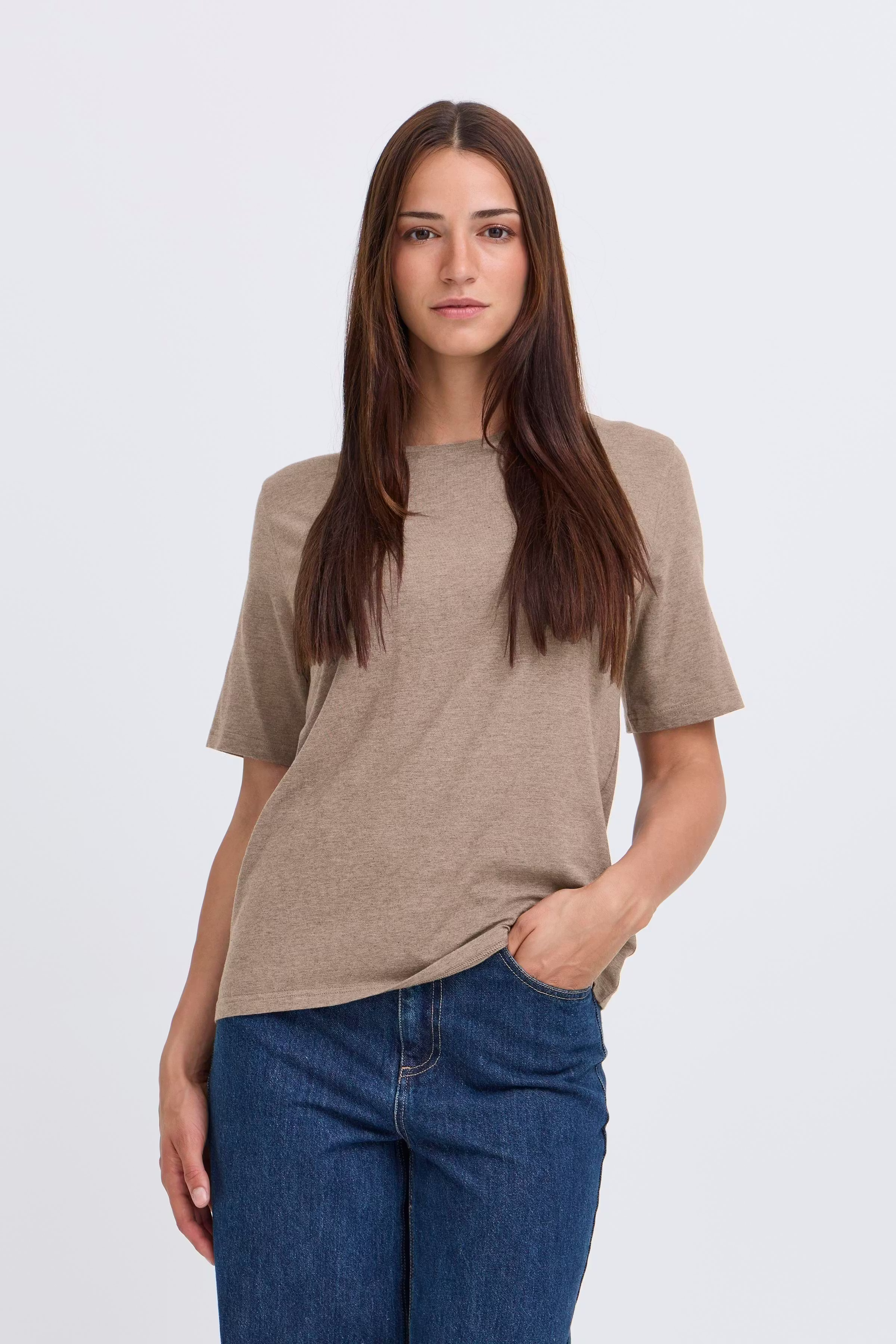 BYPAMILA T-shirt LOOKBOOK FRONT 20813611-1811121