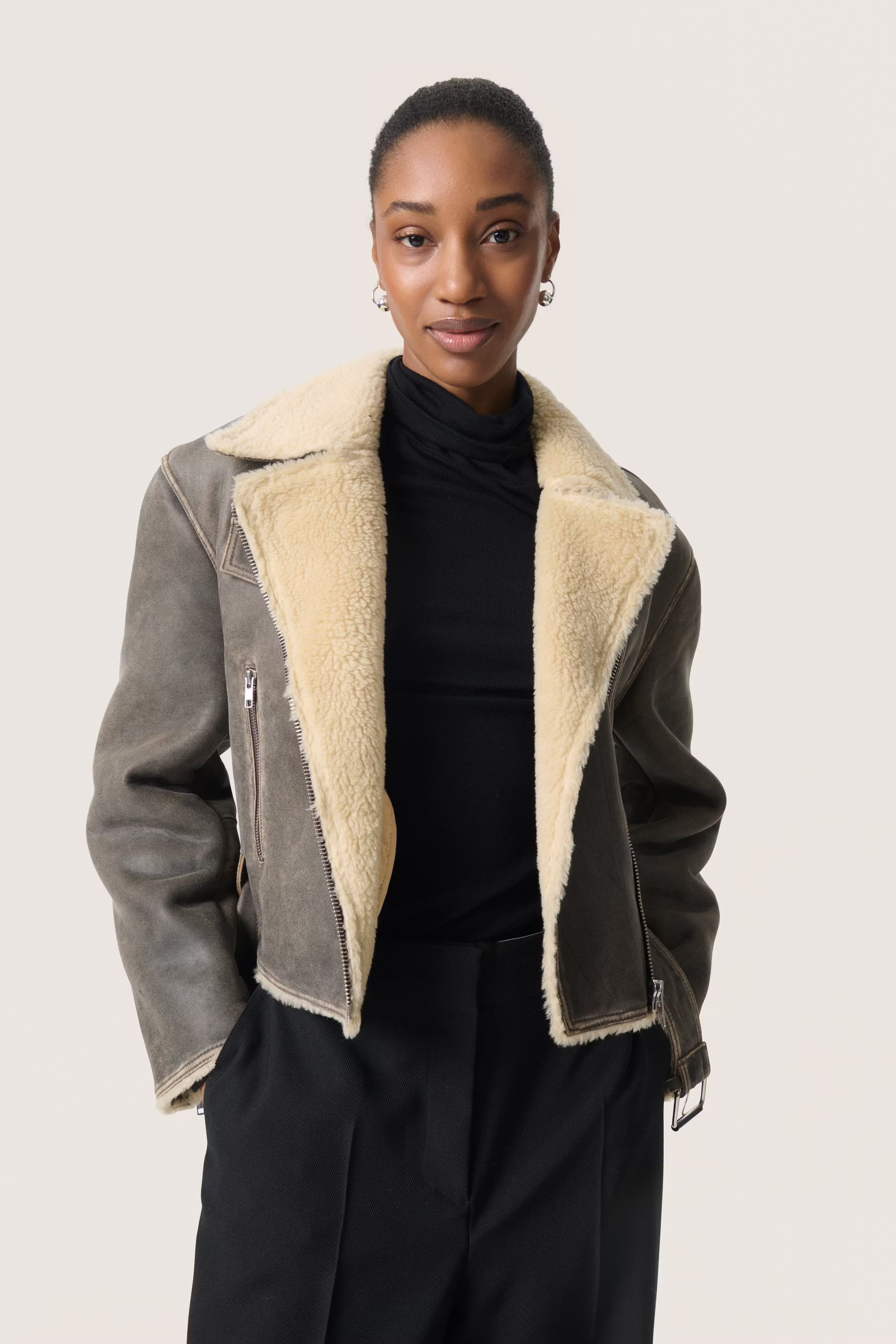 SLFiorella Leather jacket LOOKBOOK FRONT 30408556-304157