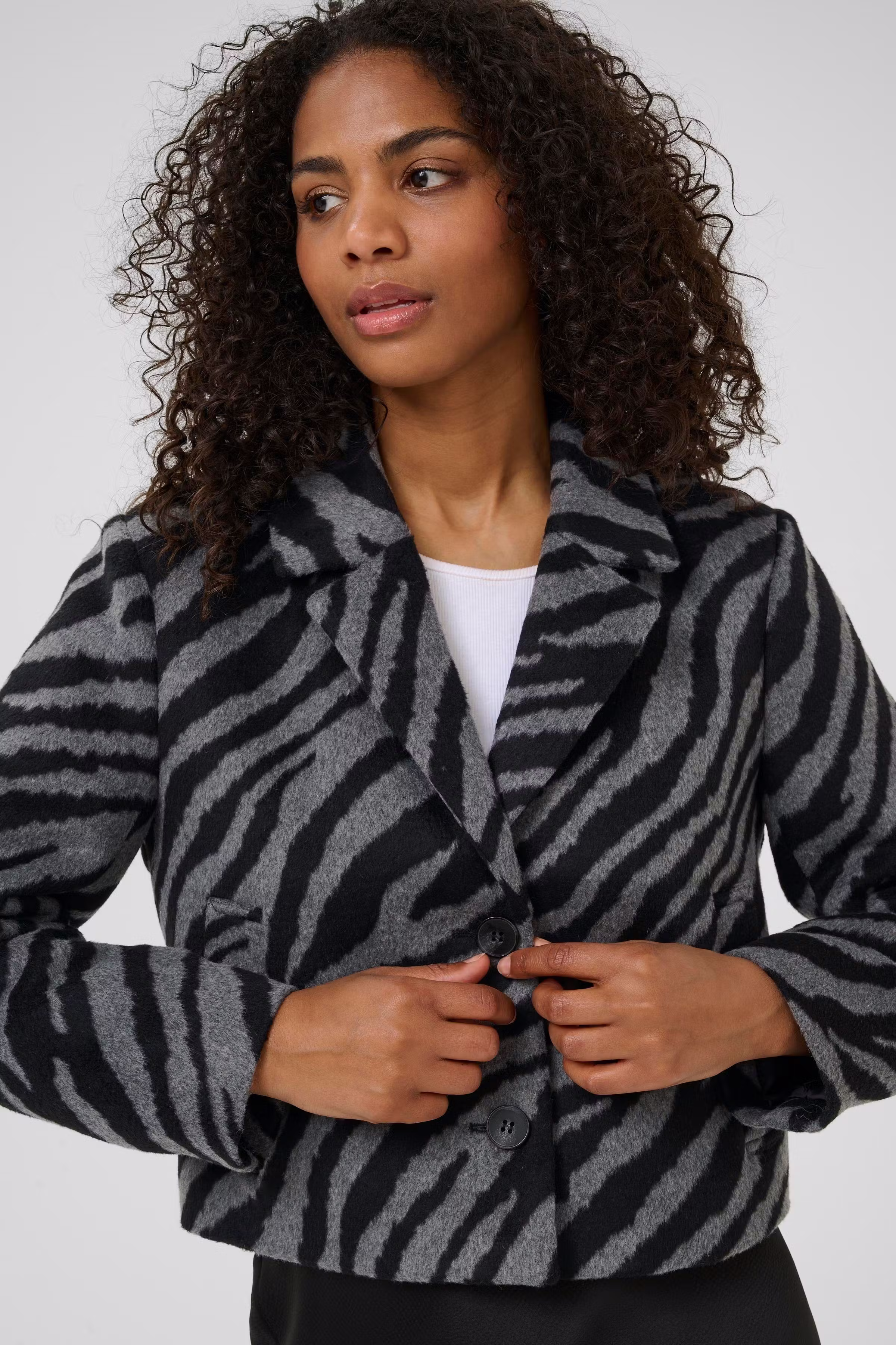 KAtora Ytterplagg LOOKBOOK DETAIL 10510259-107856