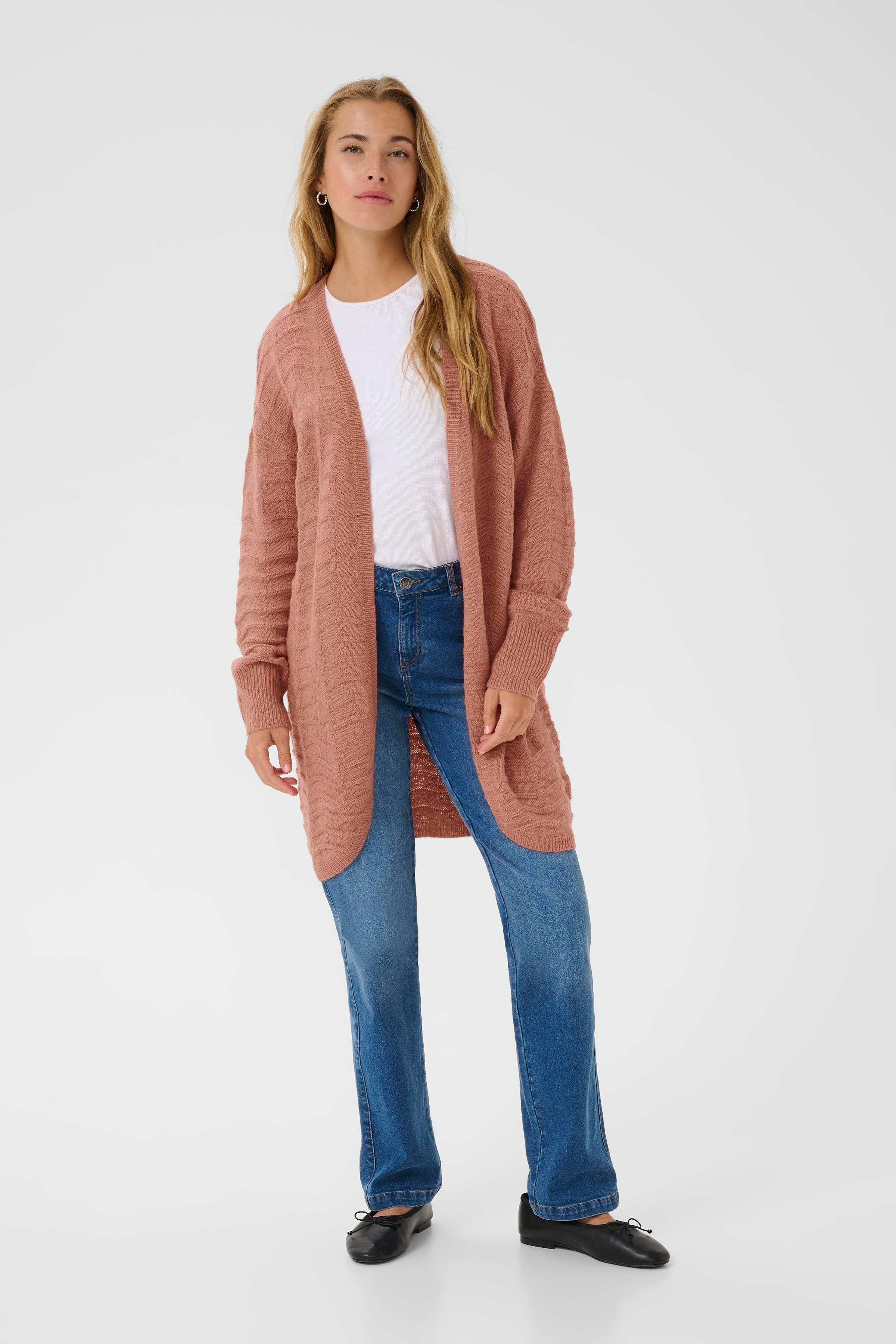 KAemria Cardigan LOOKBOOK FRONT 10506359-181436