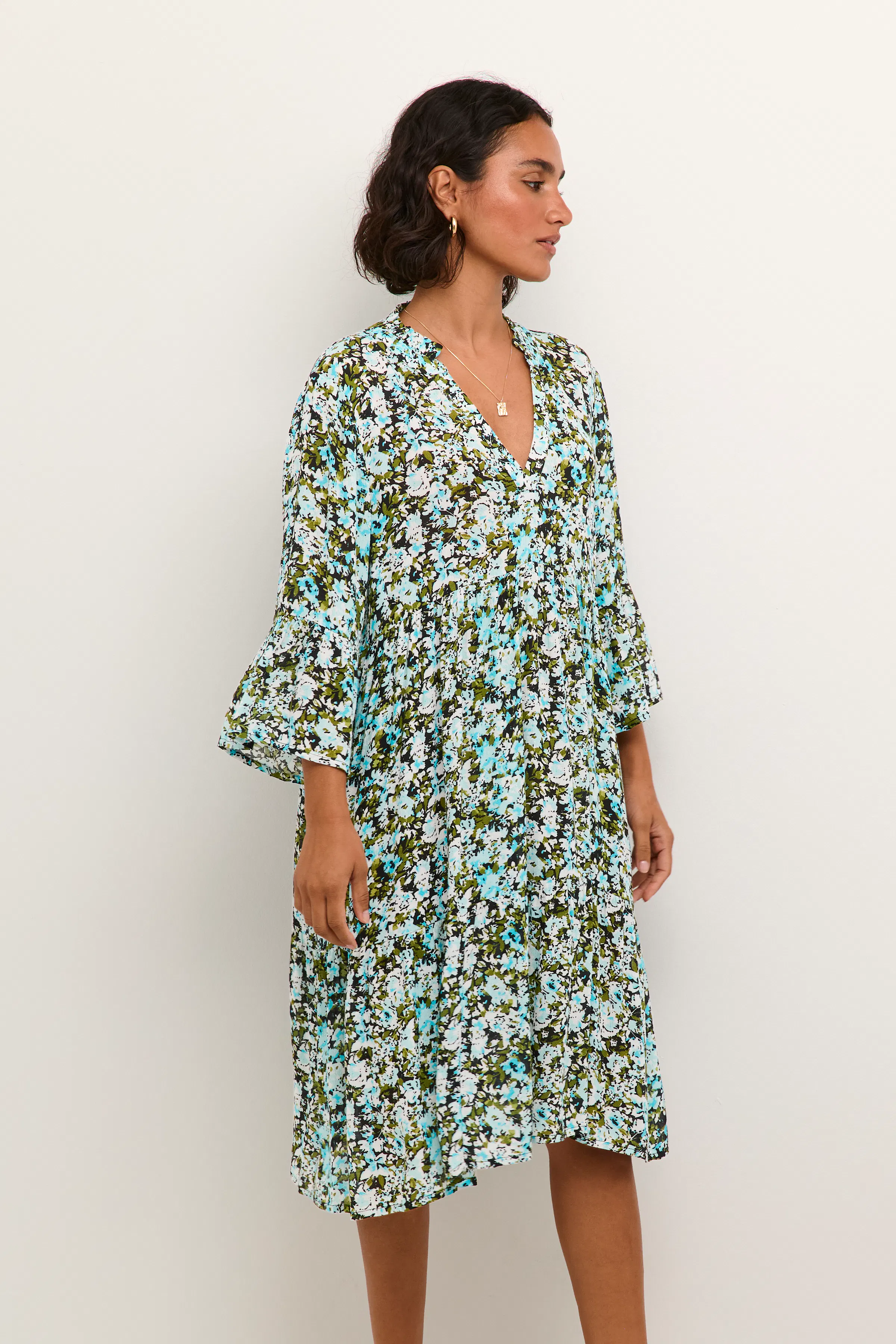 KAhera Kjole LOOKBOOK FRONT 10508259-105802