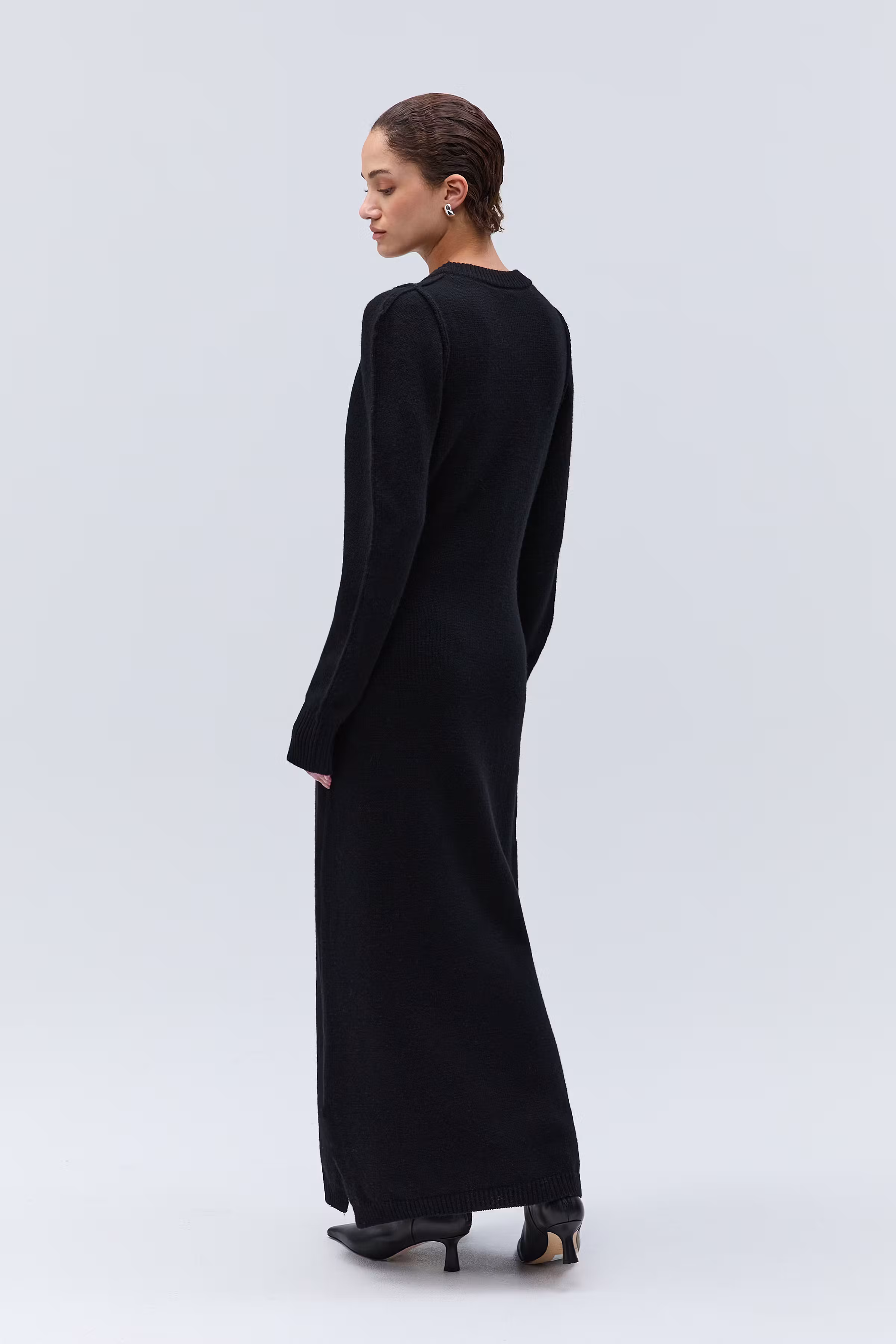 IOFANNY Kleid LOOKBOOK BACK 30600001-BK999