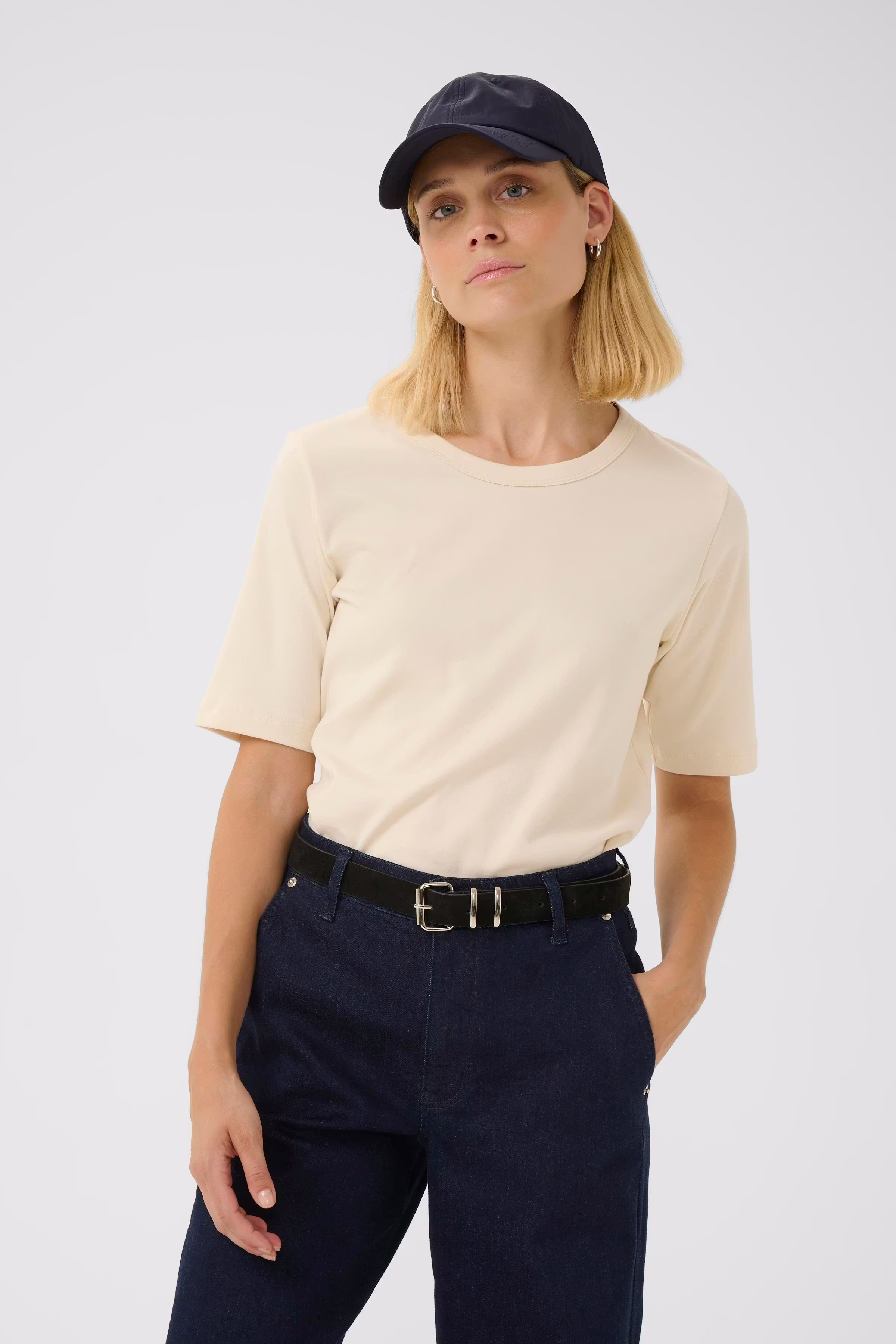 SavinPW Belt LOOKBOOK FRONT 30310094-194008