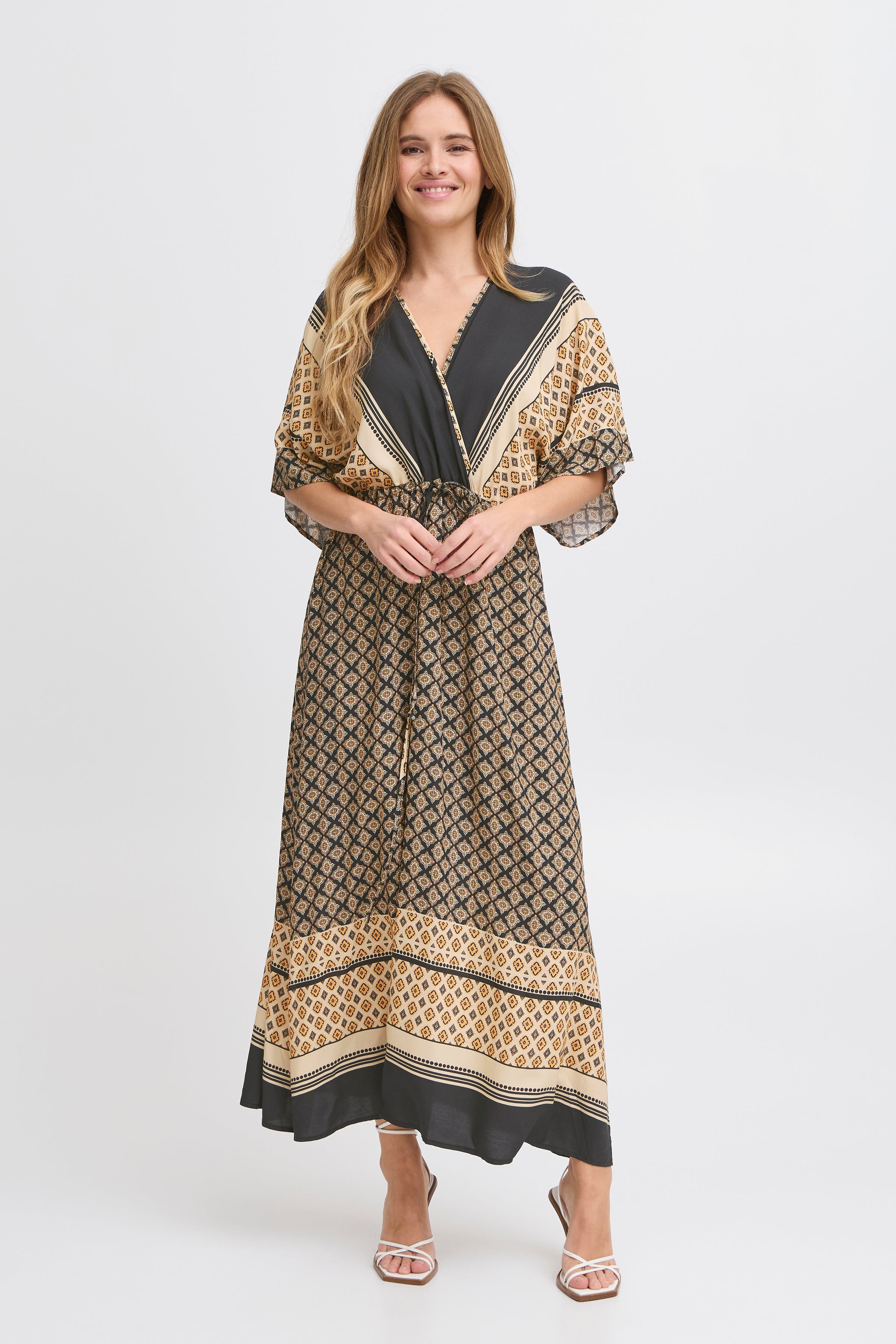 PZOLIVIA Klänning LOOKBOOK FRONT 50208811-204511