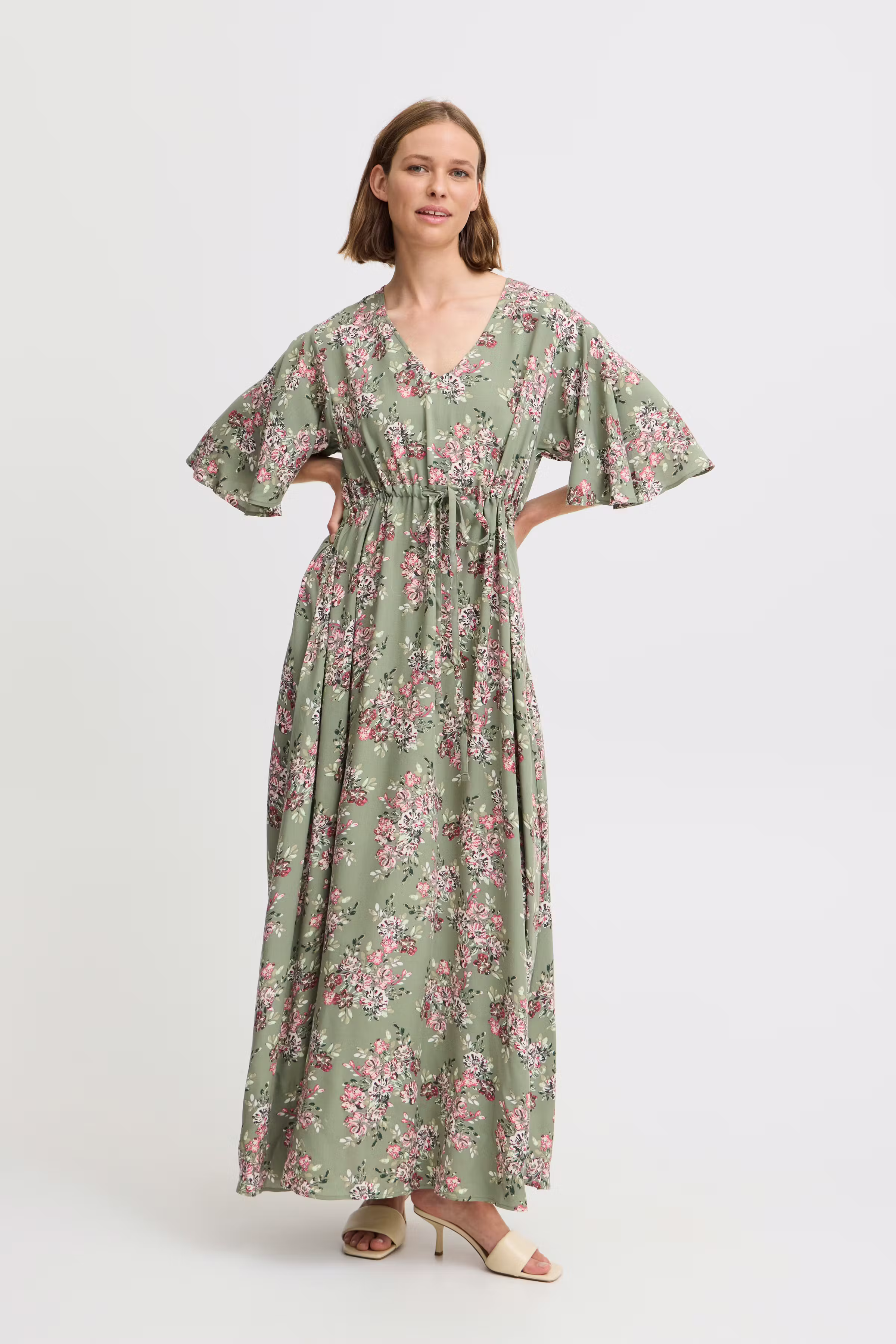 BYMMJOELLA Kjole LOOKBOOK FRONT 20816532-204598