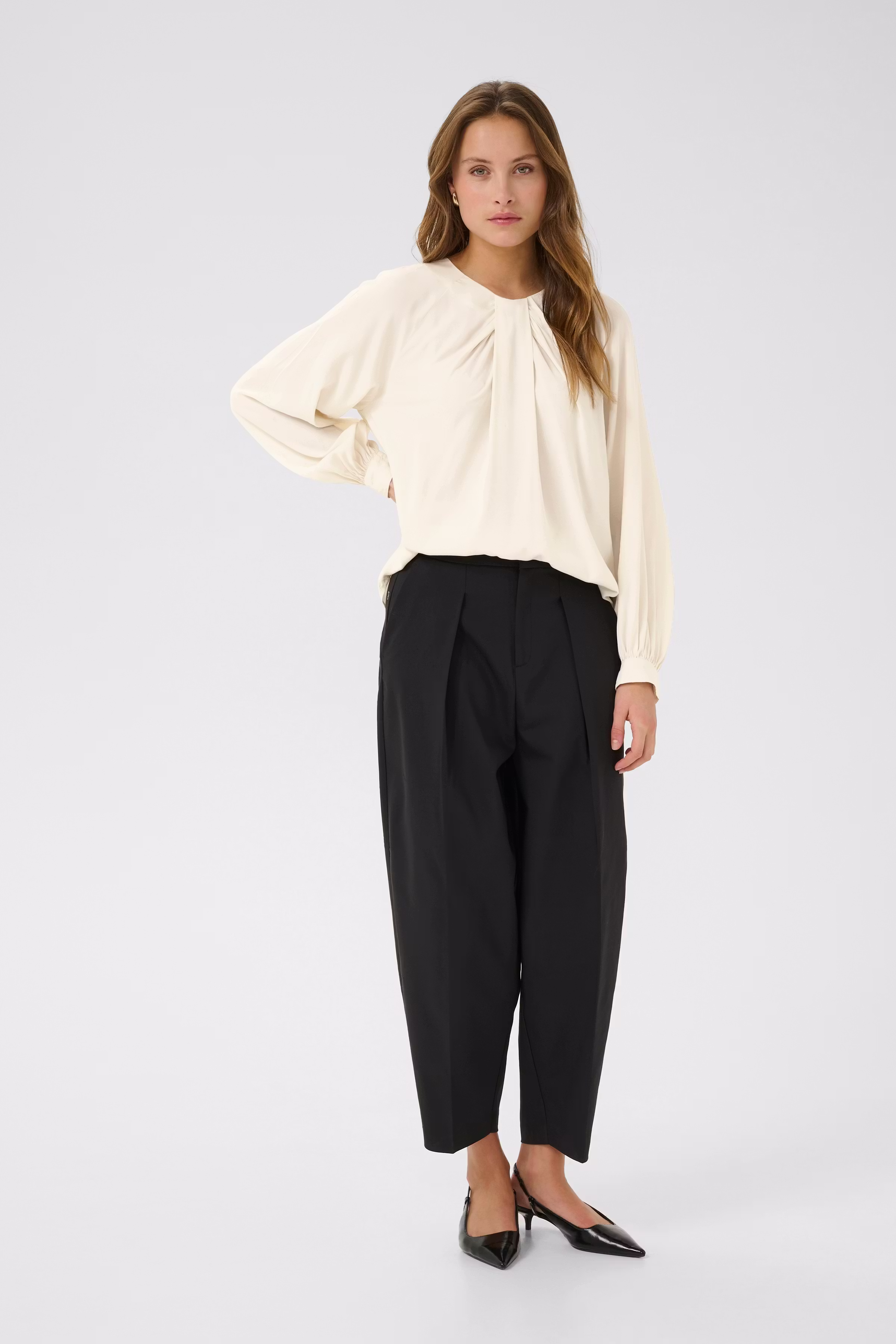 BlixieIW Blouse LOOKBOOK FRONT 30110510-110701