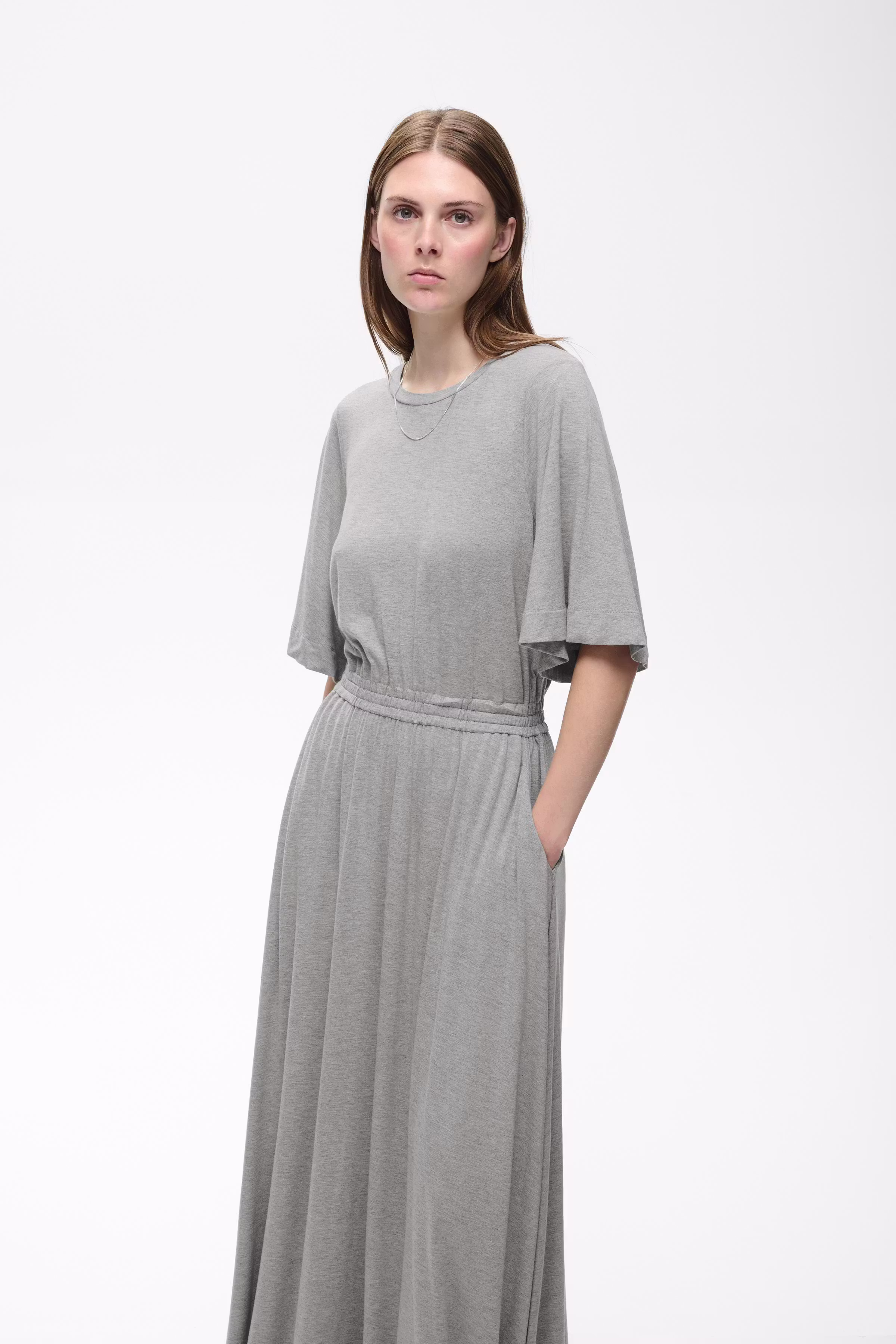 TalishaIW Klänning LOOKBOOK FRONT 30111320-1813041