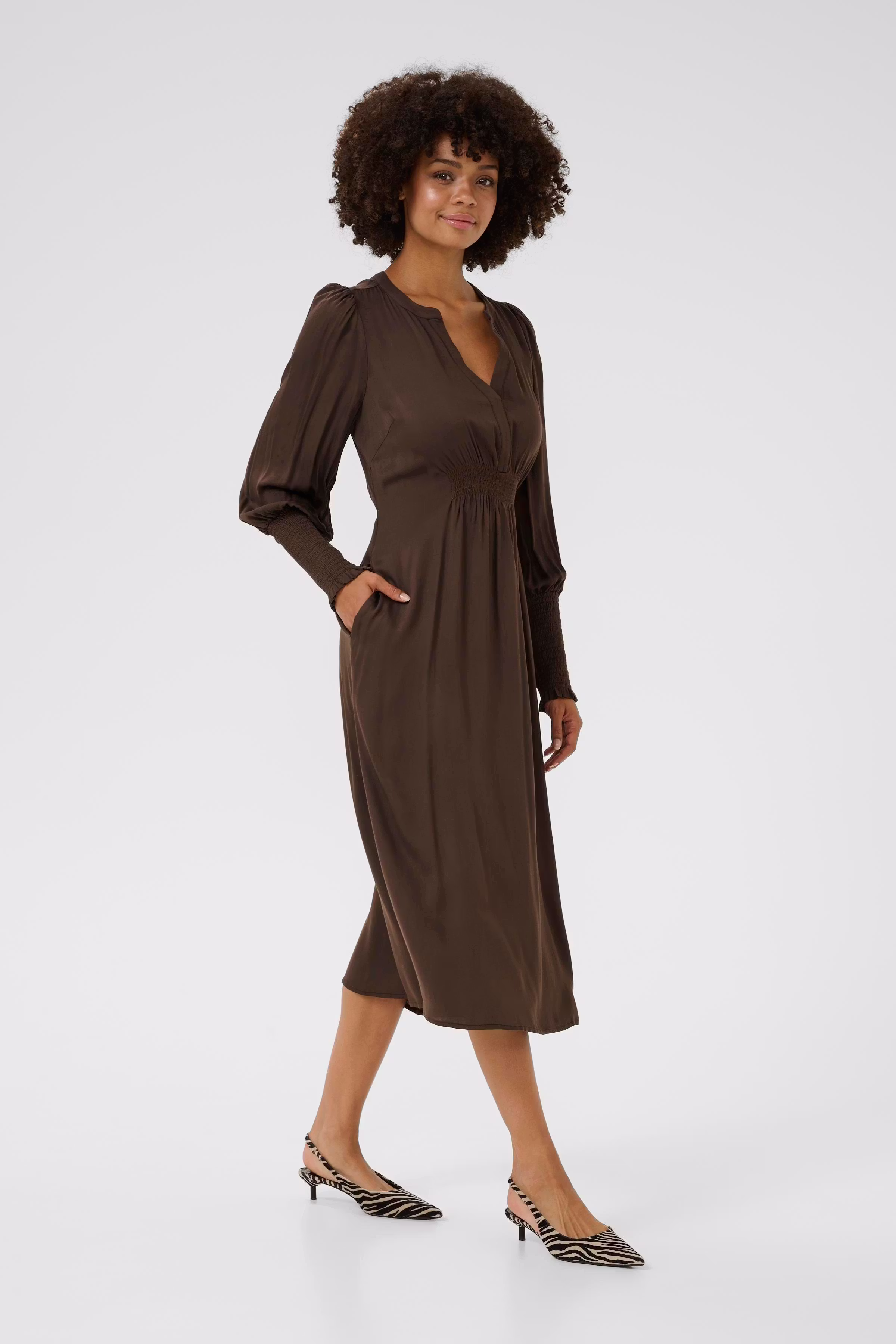 CUpania Dress LOOKBOOK FRONT 50113003-190915